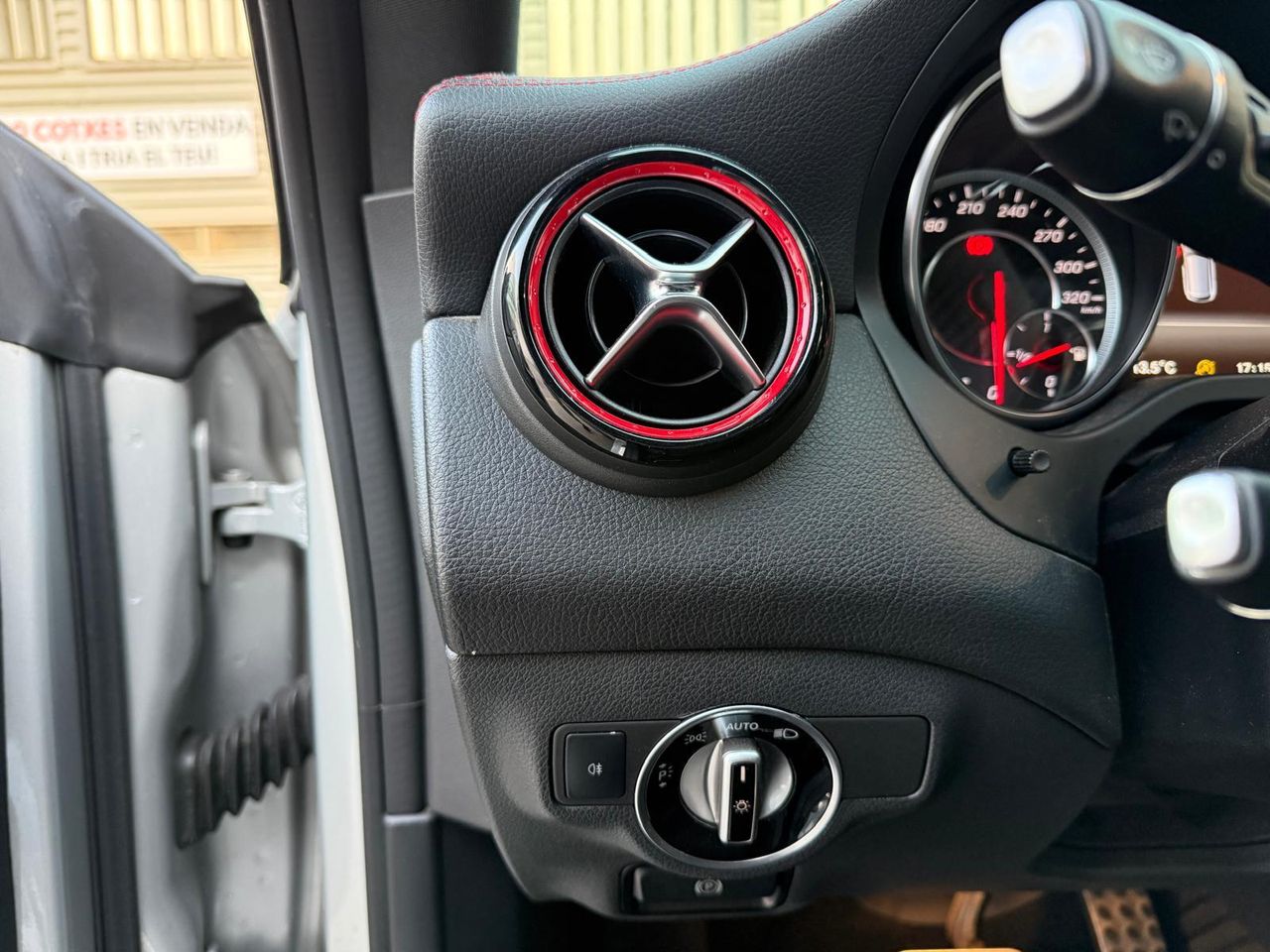 Mercedes Clase CLA Clase CLA MercedesAMG CLA 45 4M Shooting Brake - Foto 2