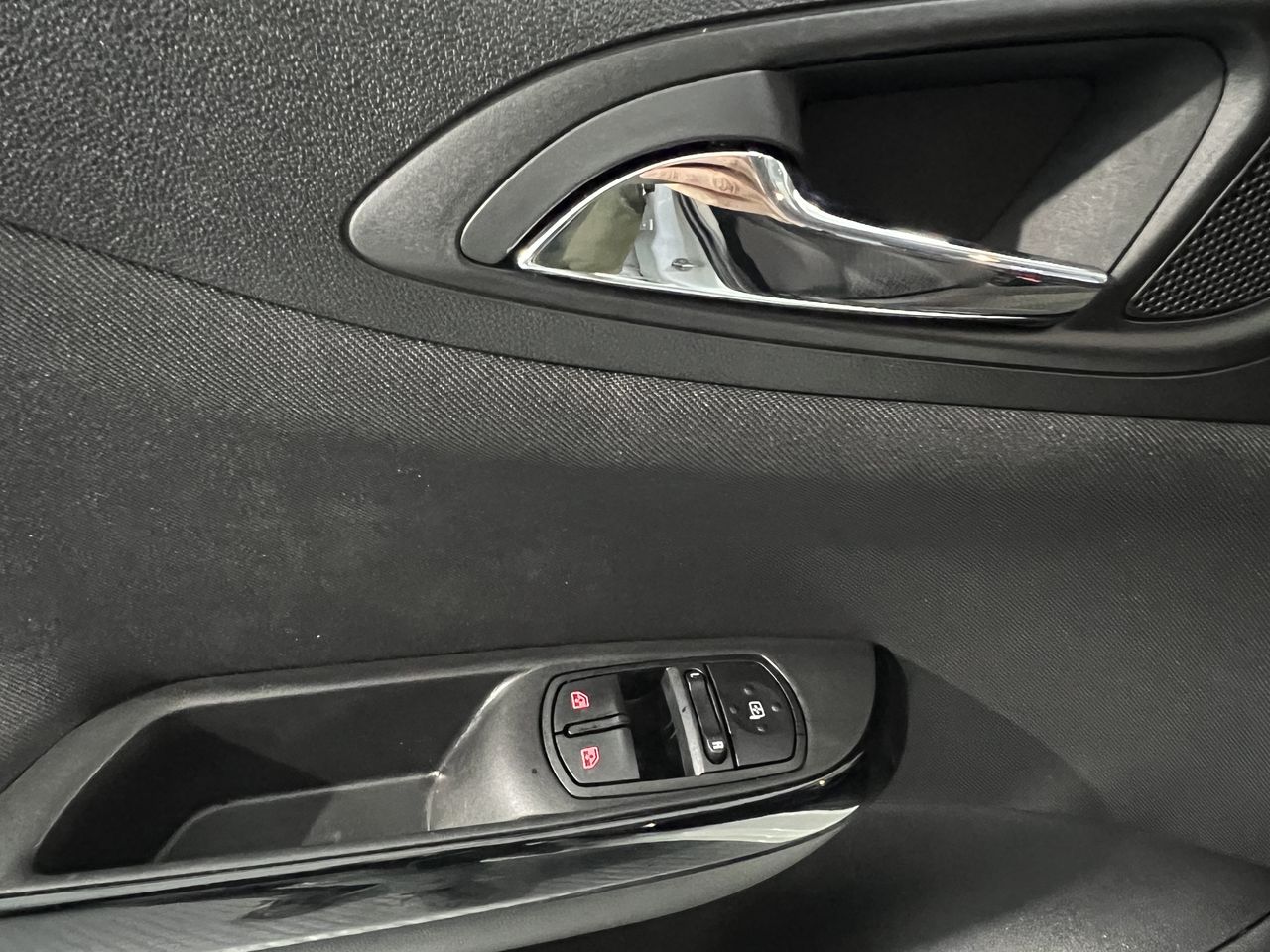 Opel Corsa 1.4 75cv - Foto 2