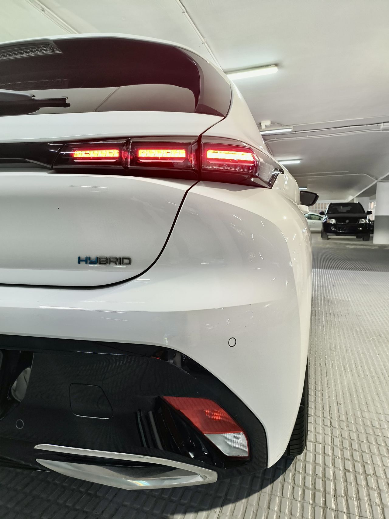 Peugeot 308 308 5P Allure Pack Hybrid 180 eEAT8 - Foto 2