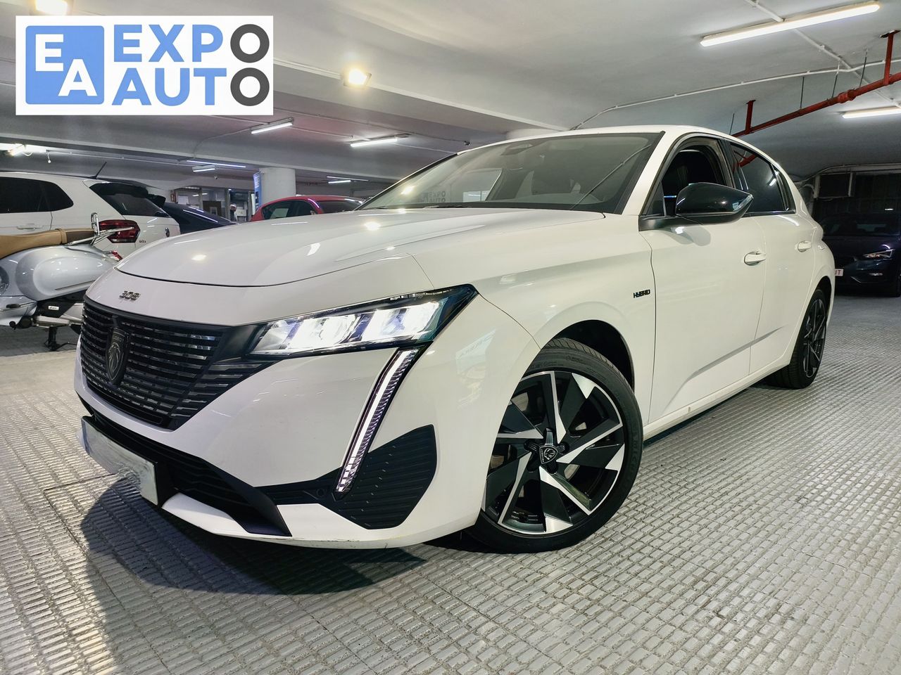 Peugeot 308 308 5P Allure Pack Hybrid 180 eEAT8 - Foto 2