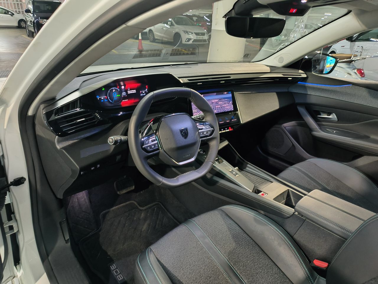 Peugeot 308 308 5P Allure Pack Hybrid 180 eEAT8 - Foto 2