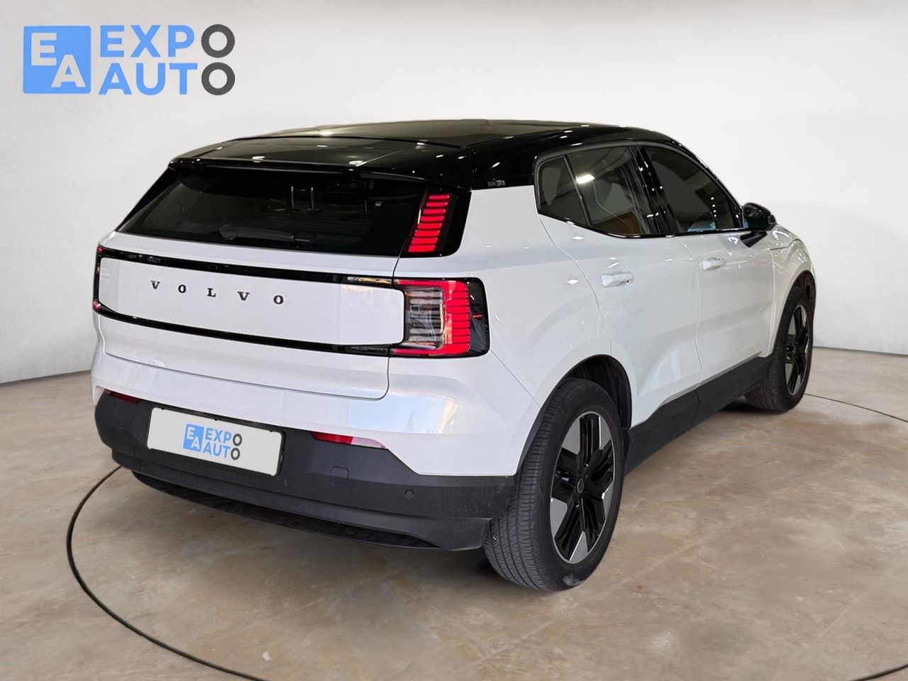 Volvo EX30 Single Motor Extended Range Core Auto - Foto 2