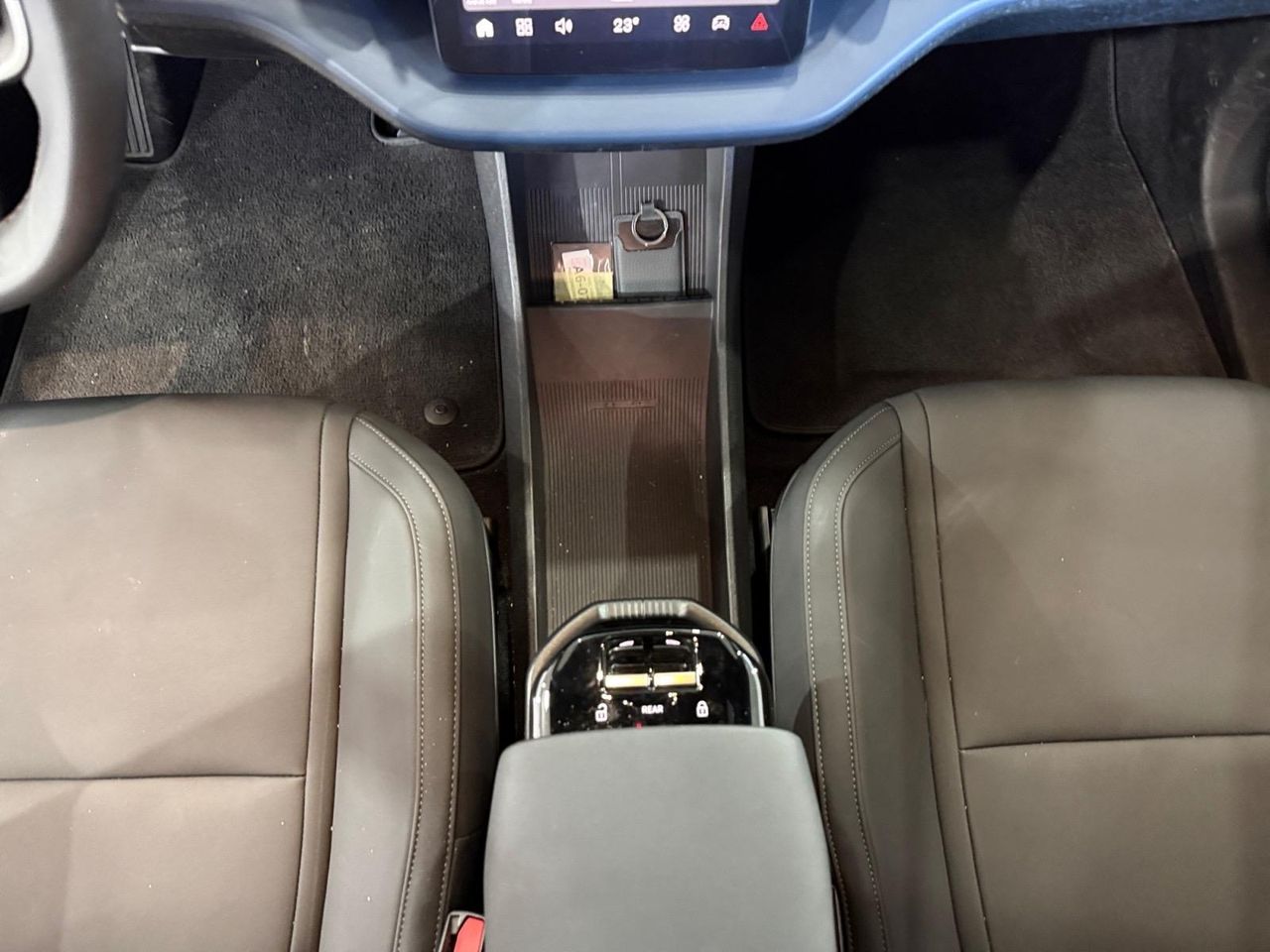 Volvo EX30 Single Motor Extended Range Core Auto - Foto 2