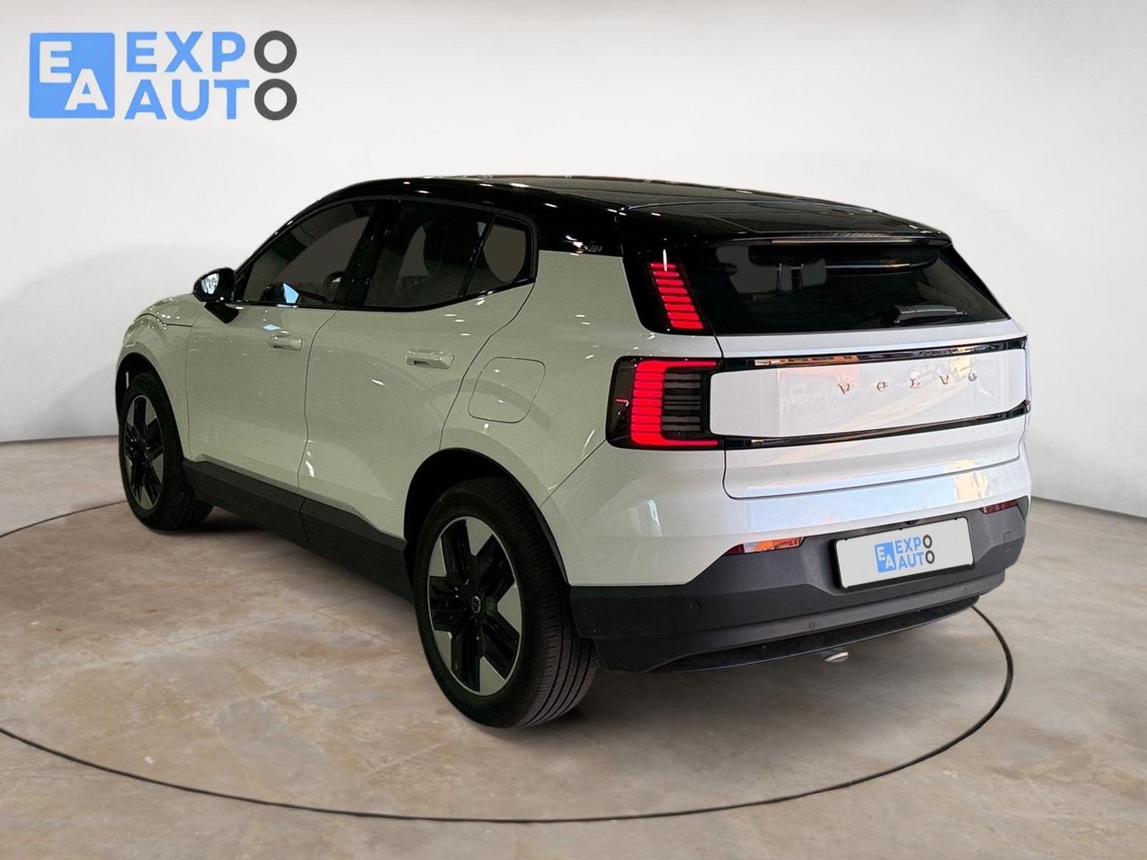 Volvo EX30 Single Motor Extended Range Core Auto - Foto 2