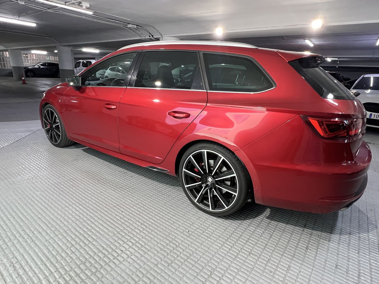 Seat Leon Leon ST 2.0 TSI 221kW 300CV DSG6 SS CUPRA - Foto 2