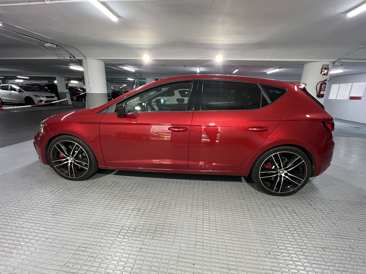 Seat Leon Leon 2.0 TSI 221kW 300CV DSG6 StSp CUPRA - Foto 2