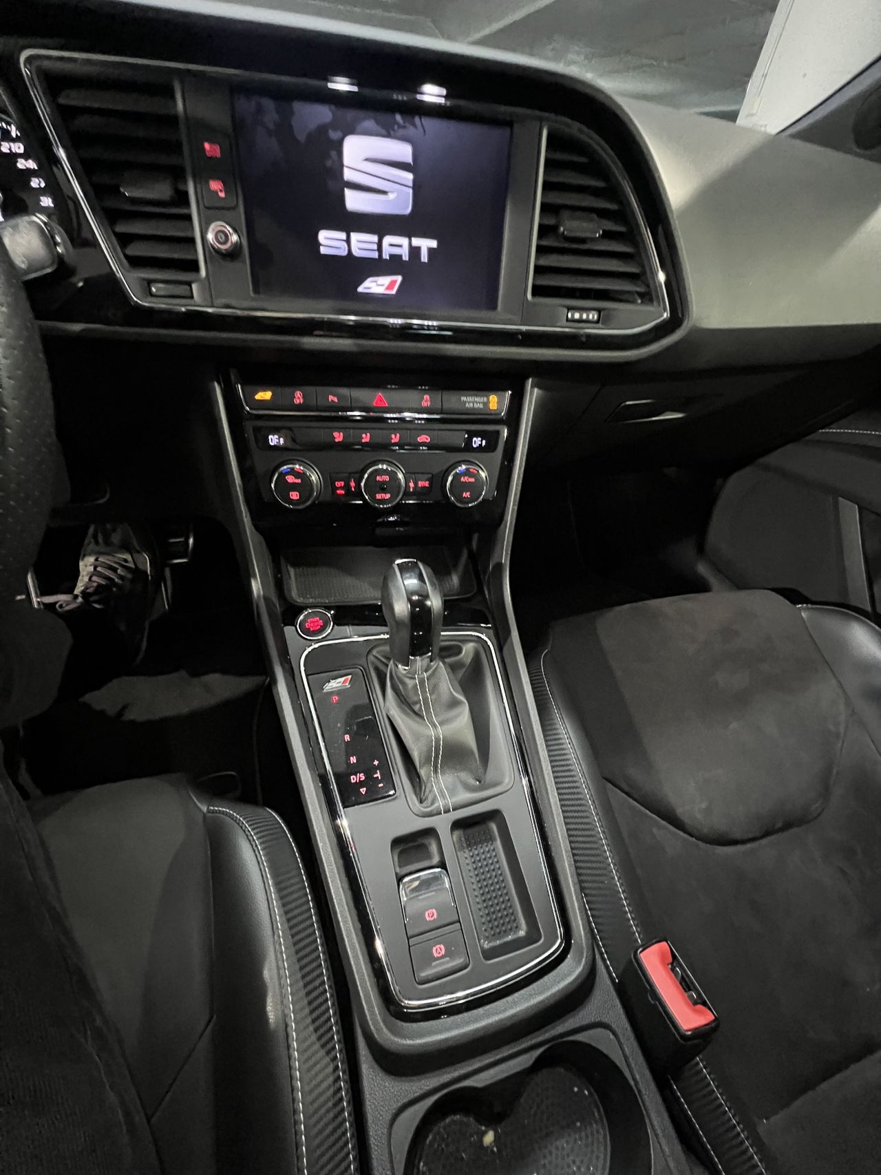 Seat Leon Leon 2.0 TSI 221kW 300CV DSG6 StSp CUPRA - Foto 2