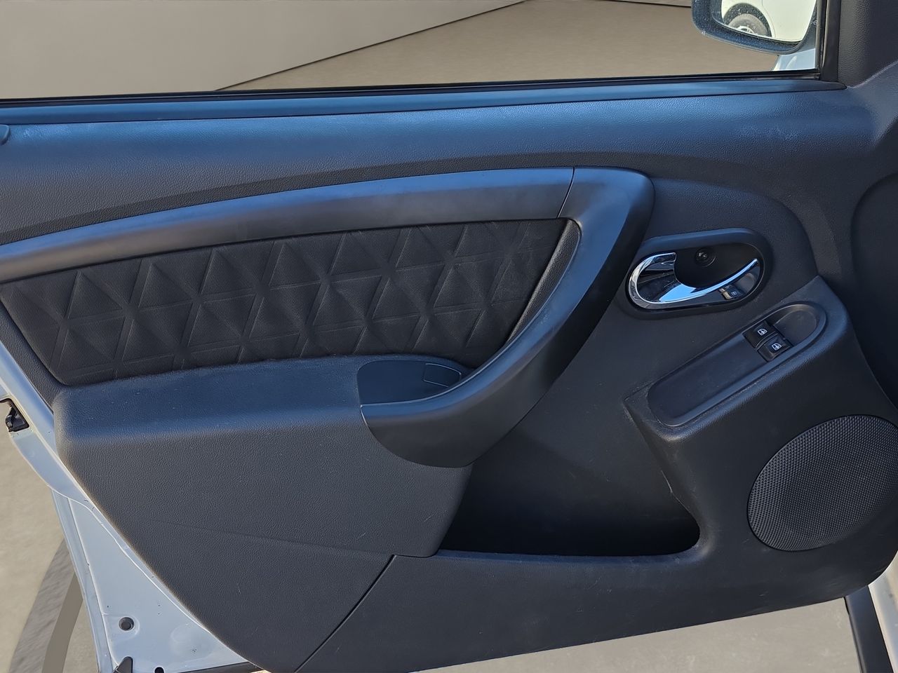 Dacia Duster  Laureate dCi 90 - Foto 2