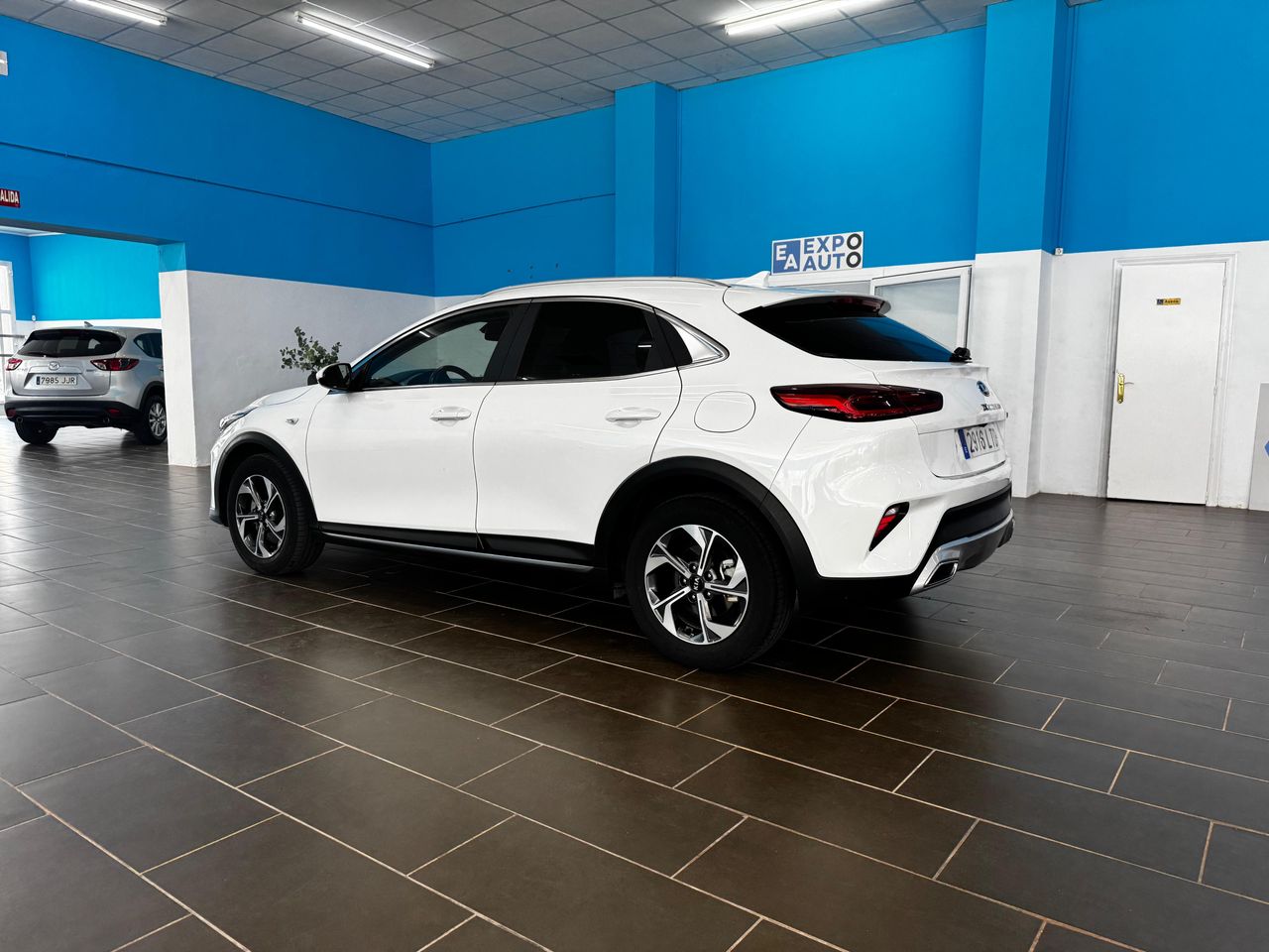 Kia XCeed 1.6 MHEV Tech 100 kW (136 CV) - Foto 2