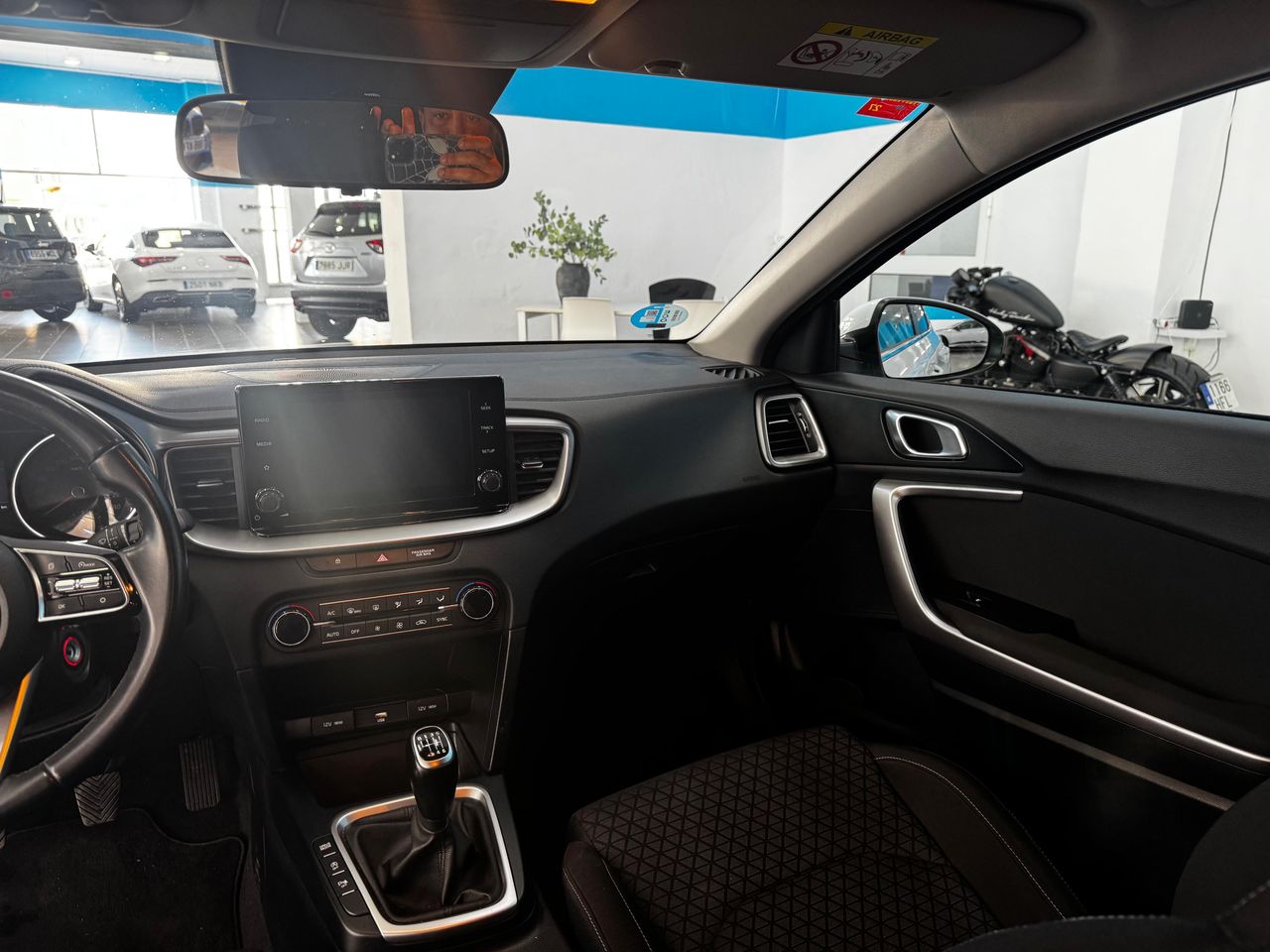 Kia XCeed 1.6 MHEV Tech 100 kW (136 CV) - Foto 2