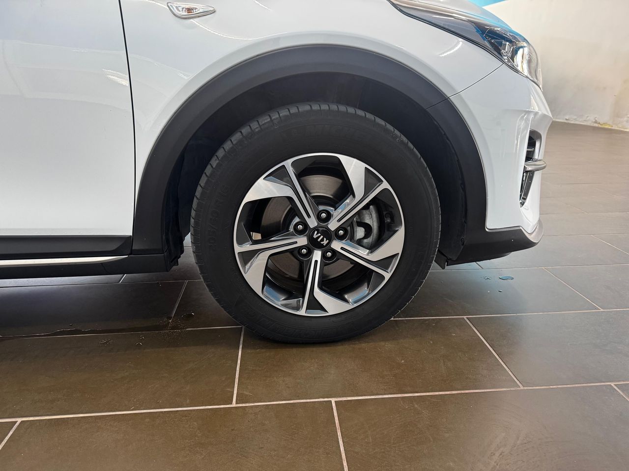 Kia XCeed 1.6 MHEV Tech 100 kW (136 CV) - Foto 2
