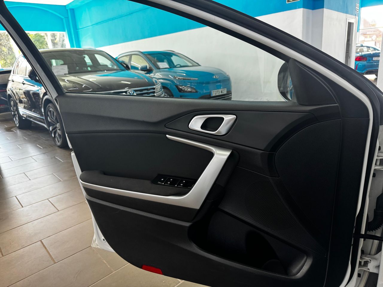 Kia XCeed 1.6 MHEV Tech 100 kW (136 CV) - Foto 2