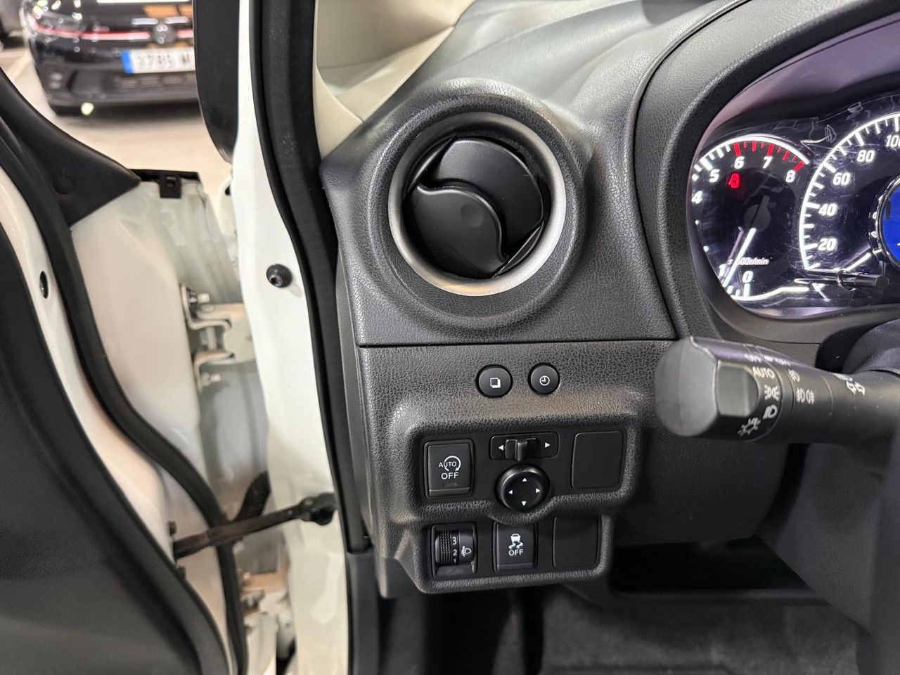 Nissan Note 5p. 1.2G DIG-S 98CV Tekna Premium - Foto 2