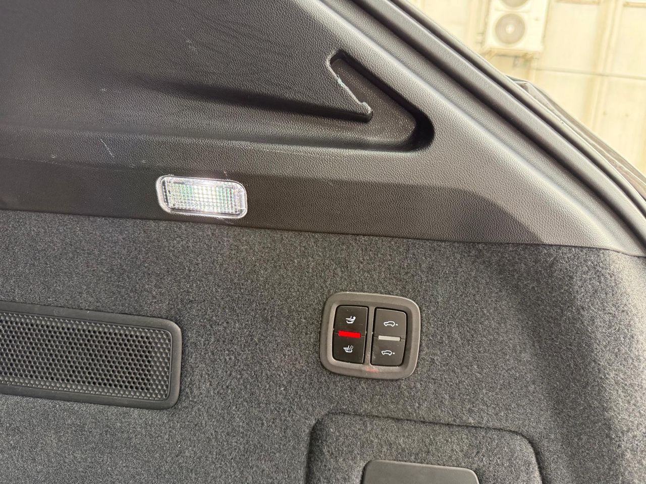 Porsche Cayenne E-Hybrid - Foto 2