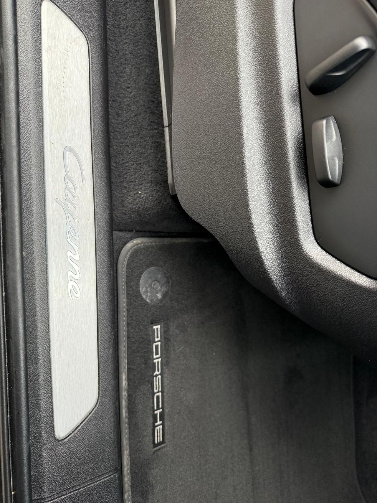 Porsche Cayenne E-Hybrid - Foto 2