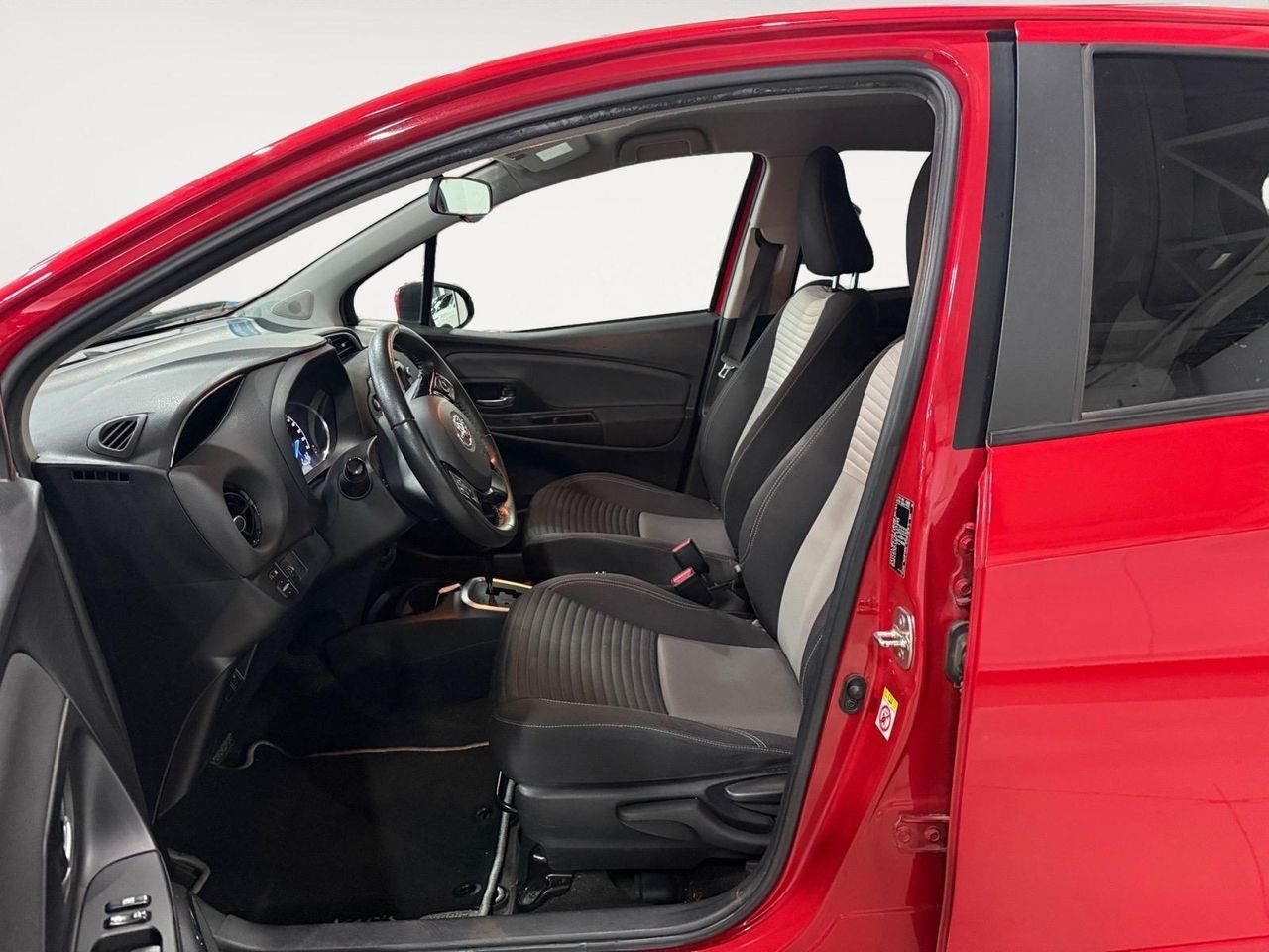 Toyota Yaris Yaris 1.5 Hybrid Advance - Foto 2