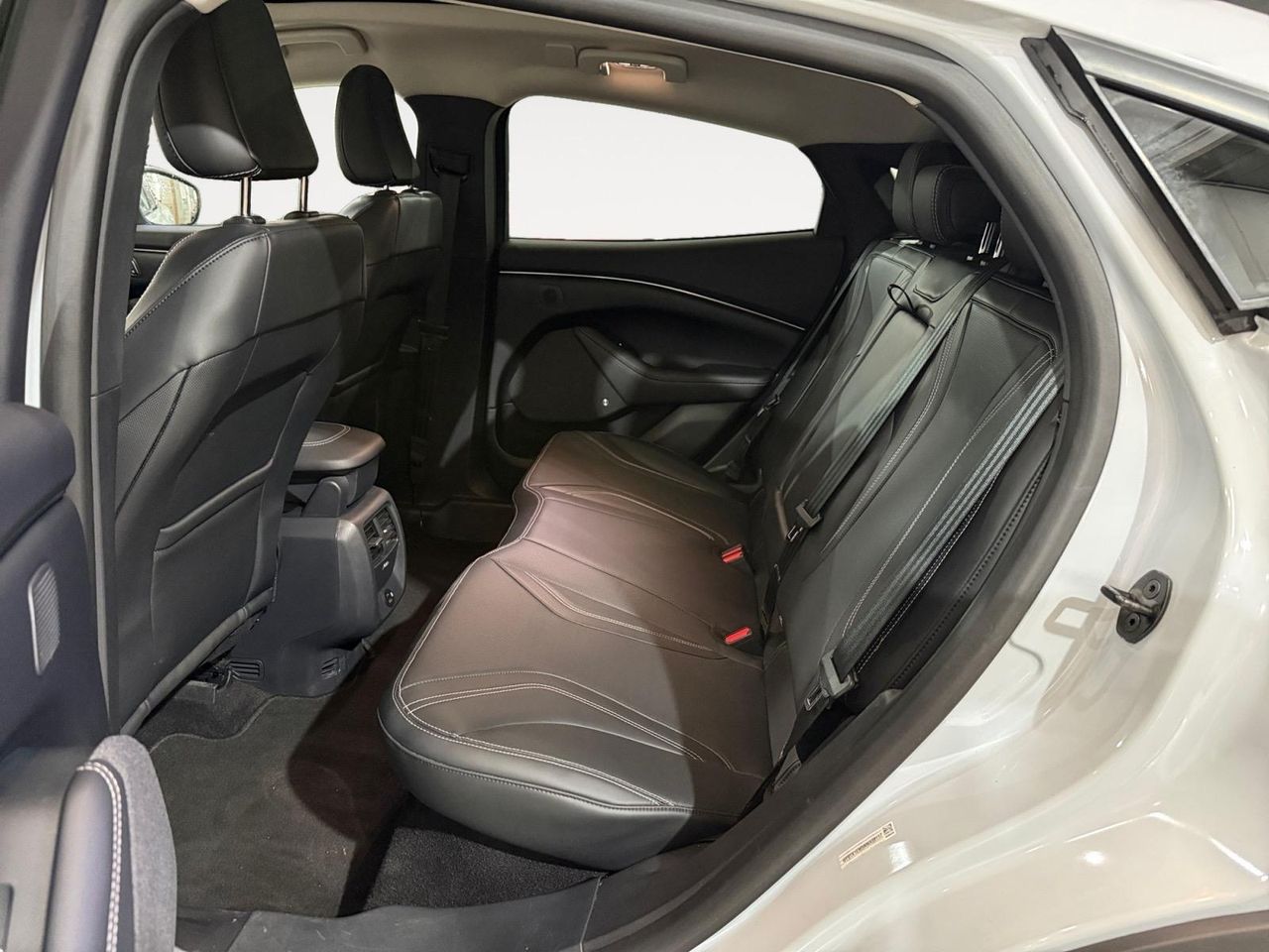 Ford Mustang 216kW Batería 98.8Kwh - Foto 2