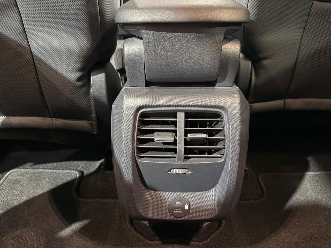 Ford Mustang 216kW Batería 98.8Kwh - Foto 2