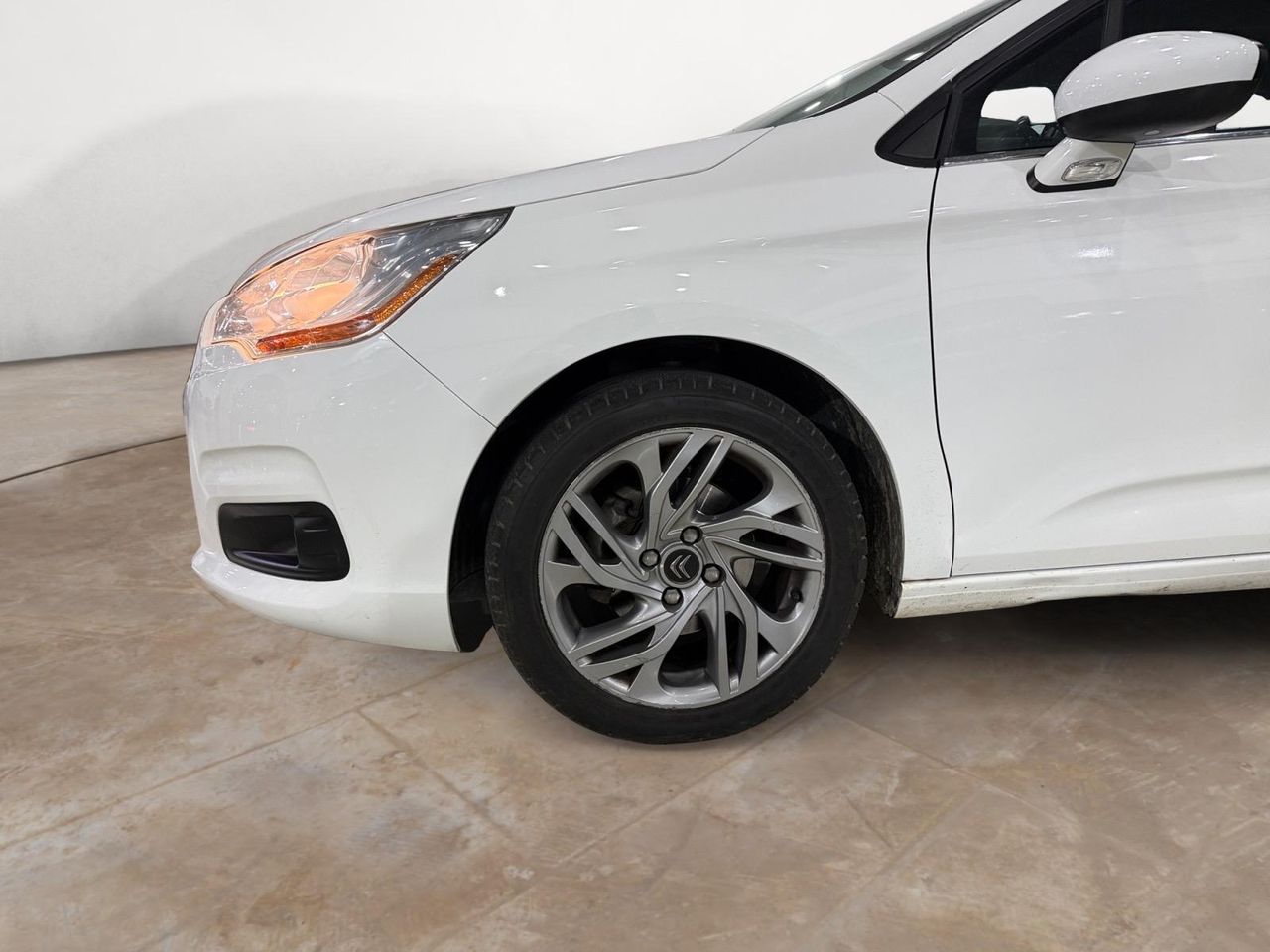 Citroën C4 1.6 e-HDi 115cv Collection - Foto 2