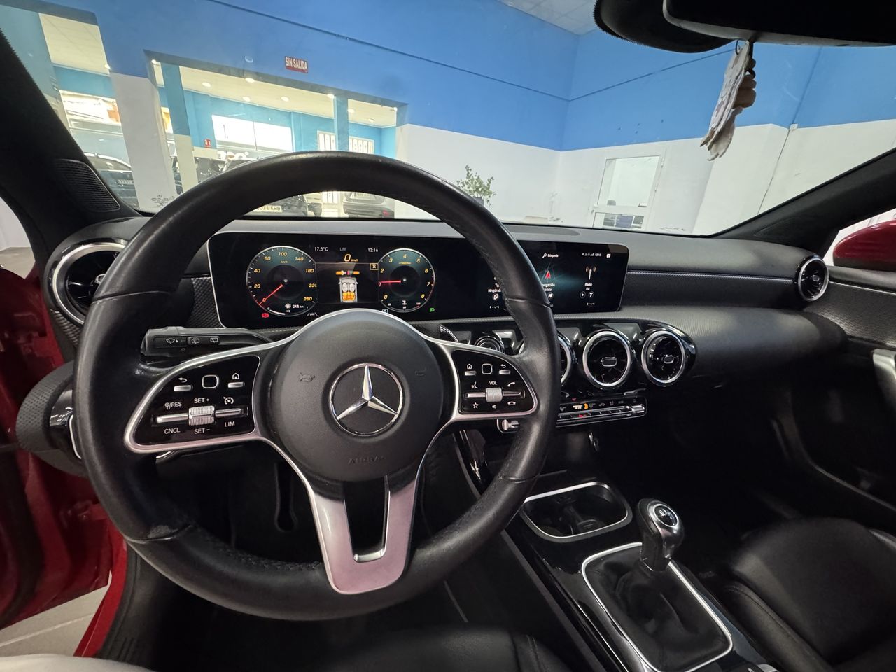 Mercedes Clase A A 180 Sedán - Foto 2