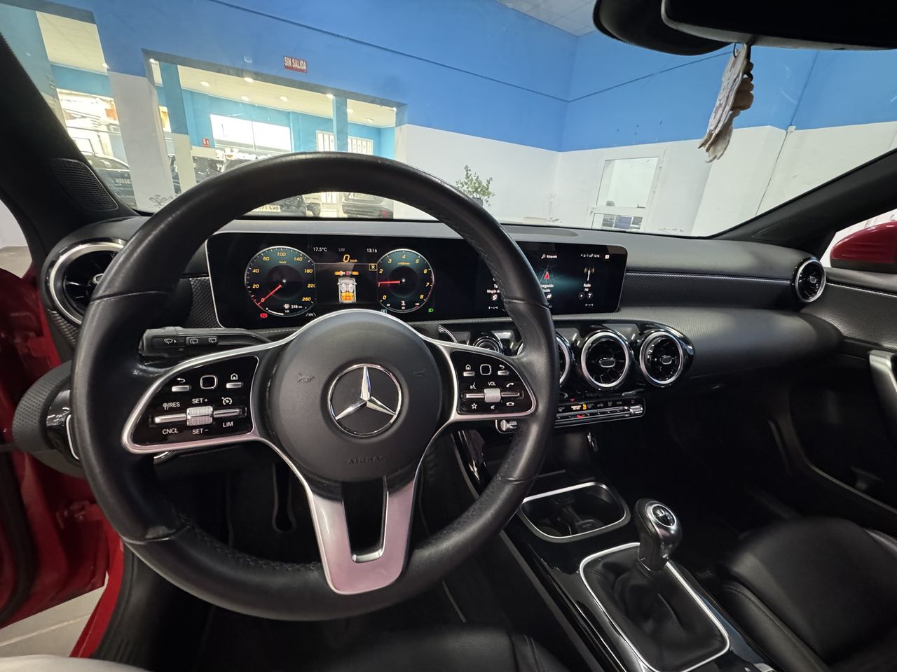 Mercedes Clase A A 180 Sedán - Foto 2