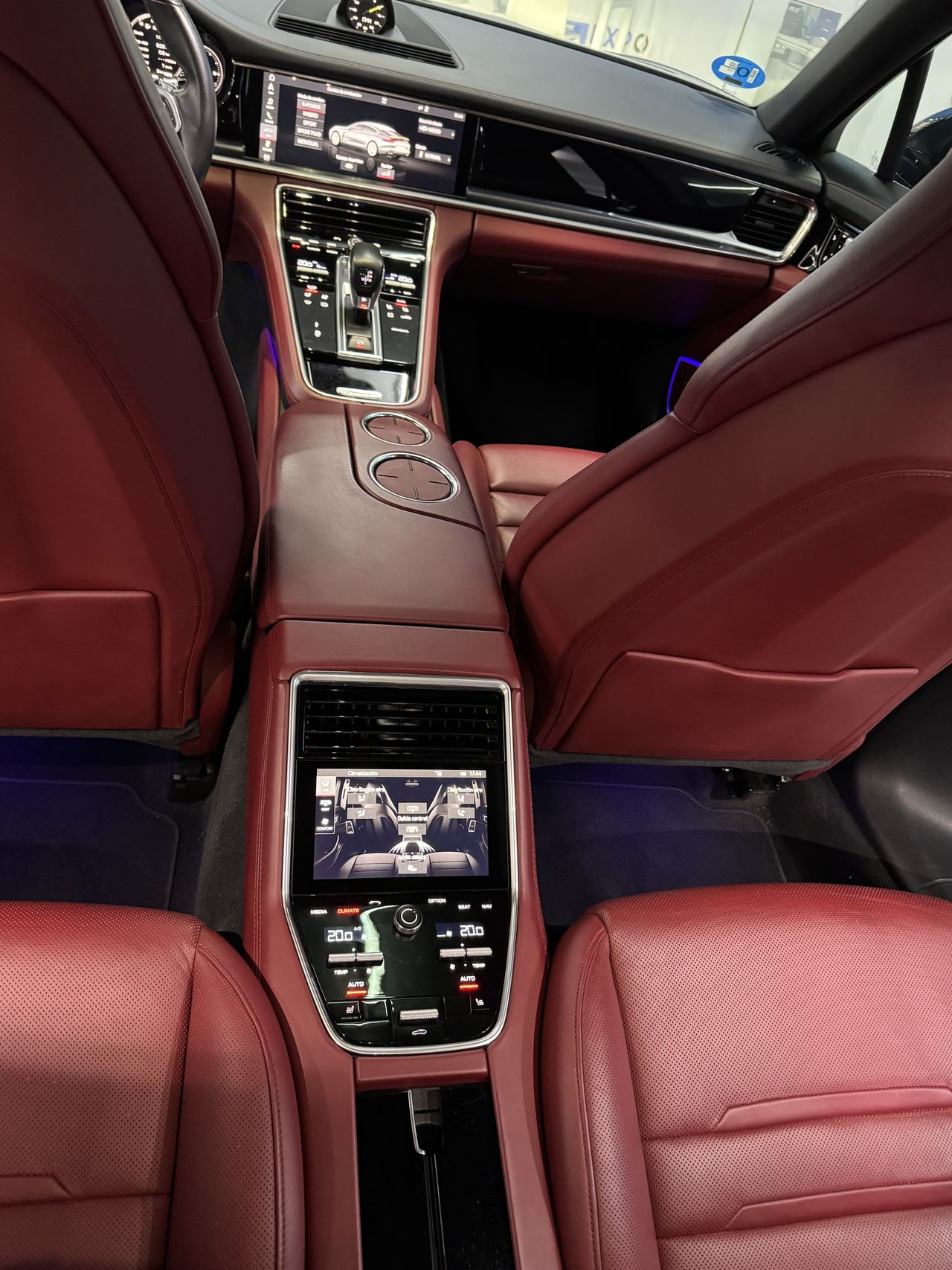 Porsche Panamera 4 E-Hybrid Executive - Foto 2