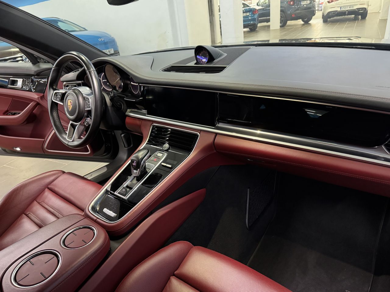 Porsche Panamera 4 E-Hybrid Executive - Foto 2