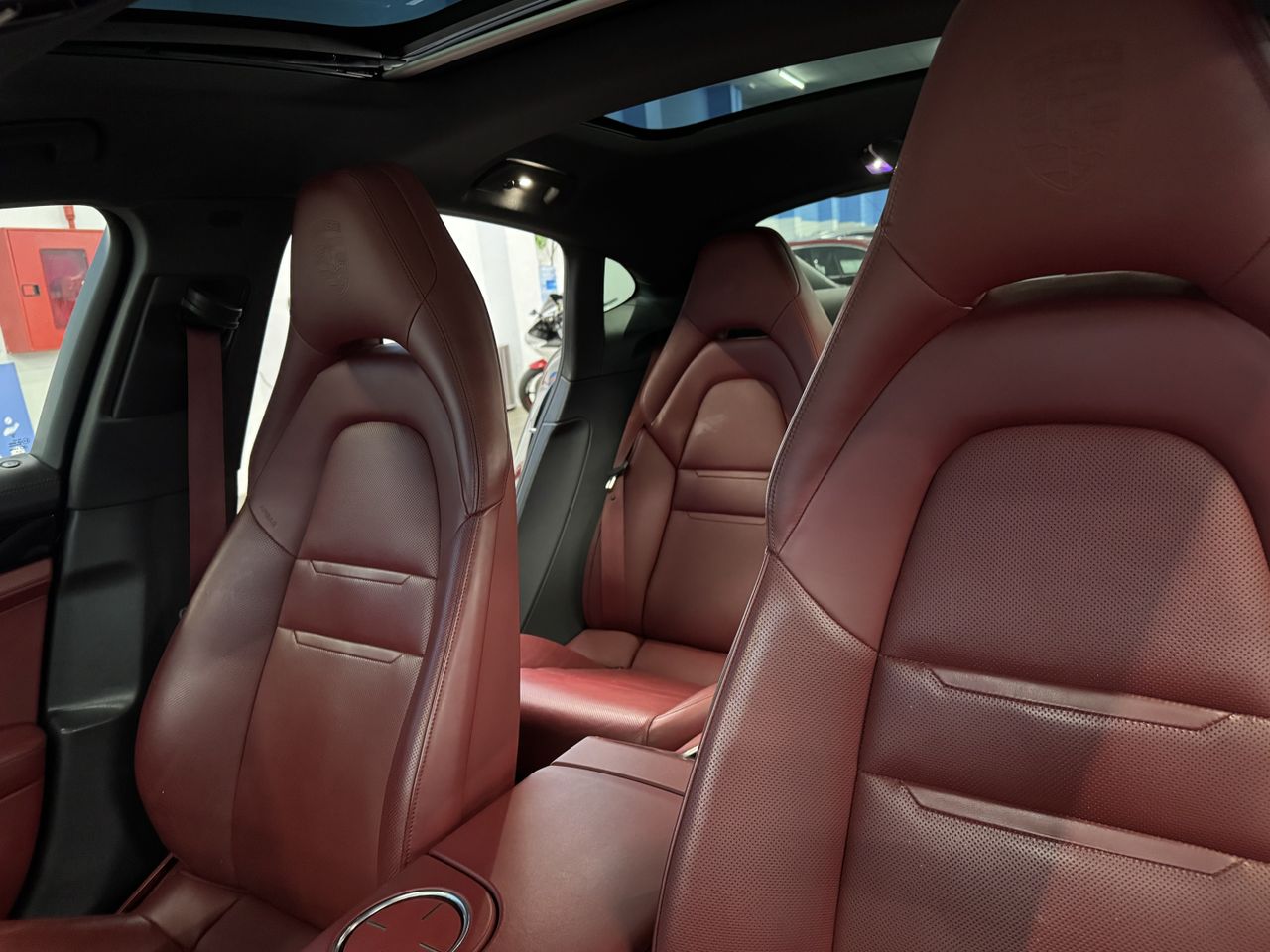 Porsche Panamera 4 E-Hybrid Executive - Foto 2