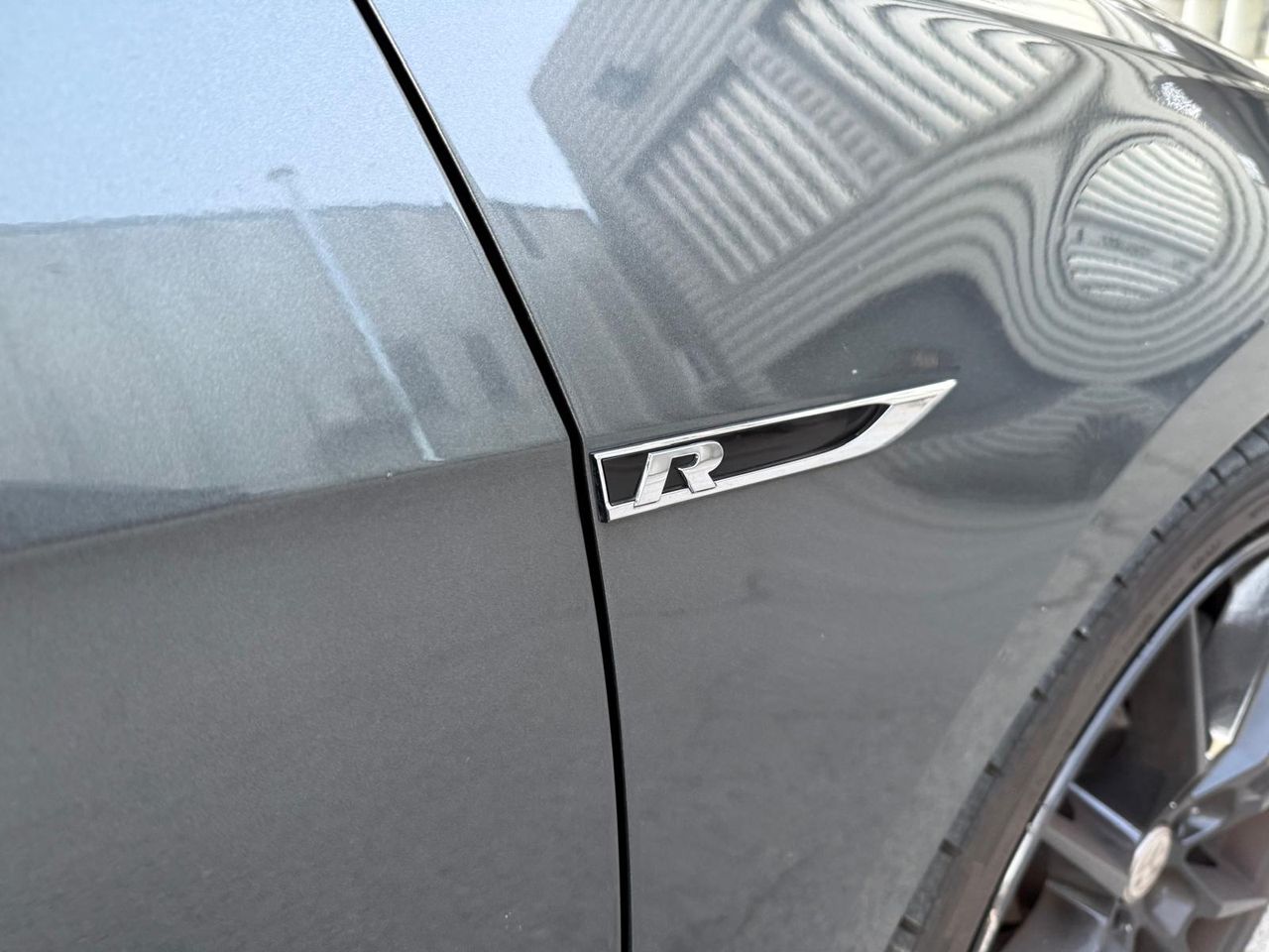 Volkswagen Golf R 2.0 TSI 228kW (310CV) 4Motion DSG - Foto 2