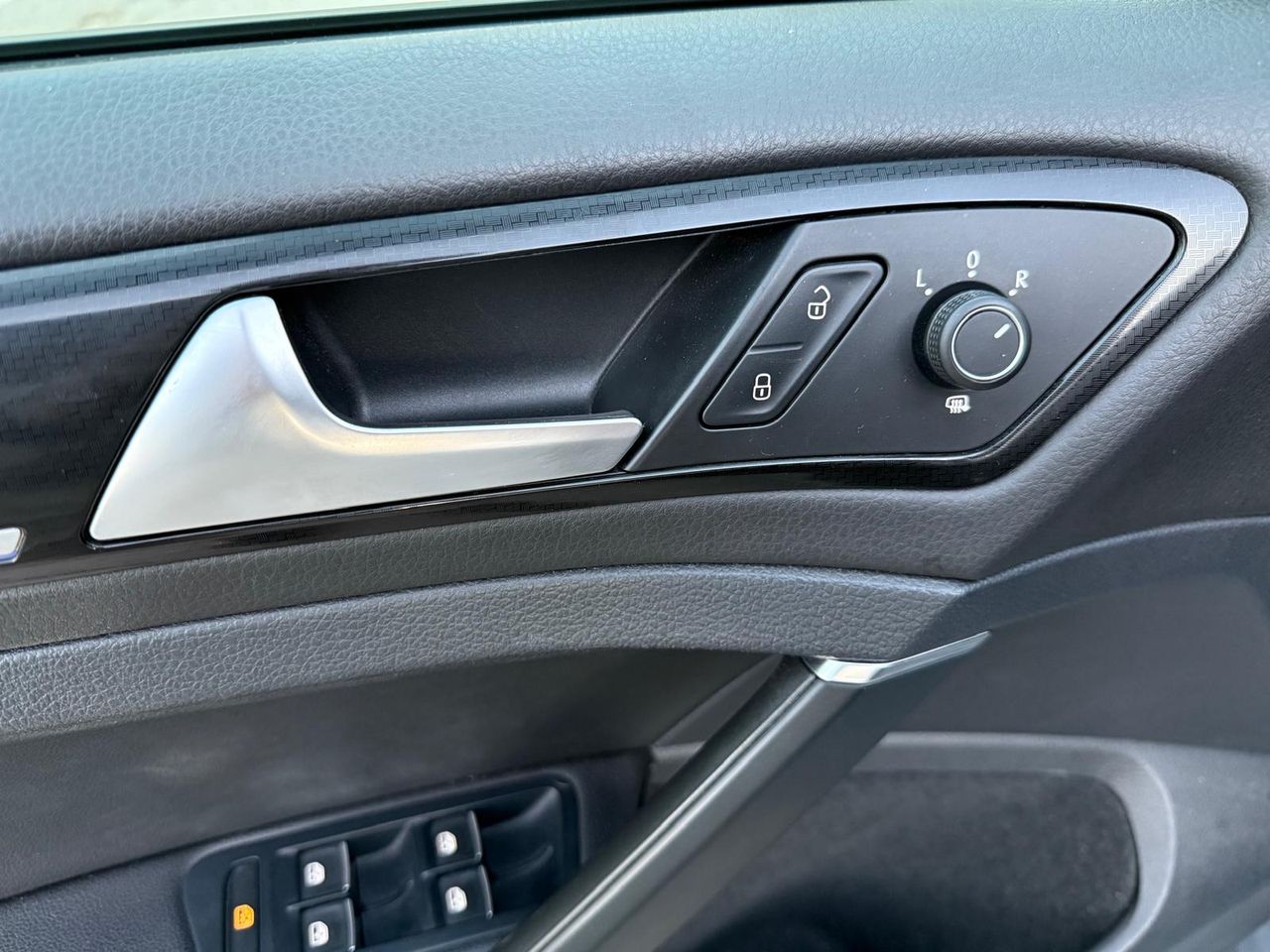 Volkswagen Golf R 2.0 TSI 228kW (310CV) 4Motion DSG - Foto 2