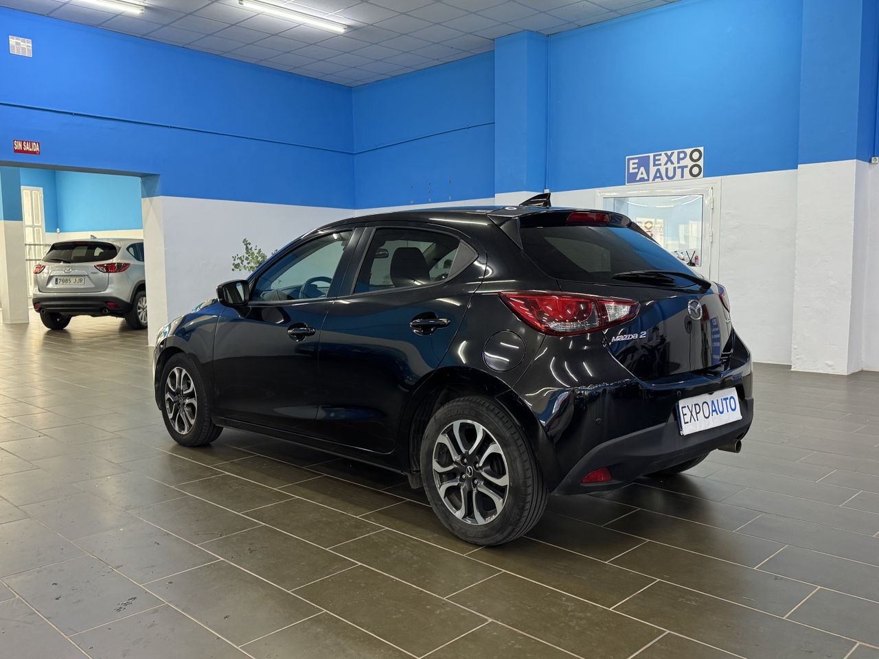 Mazda 2 Mazda Luxury 1.5 SKYACTIV-G 90 CV - Foto 2