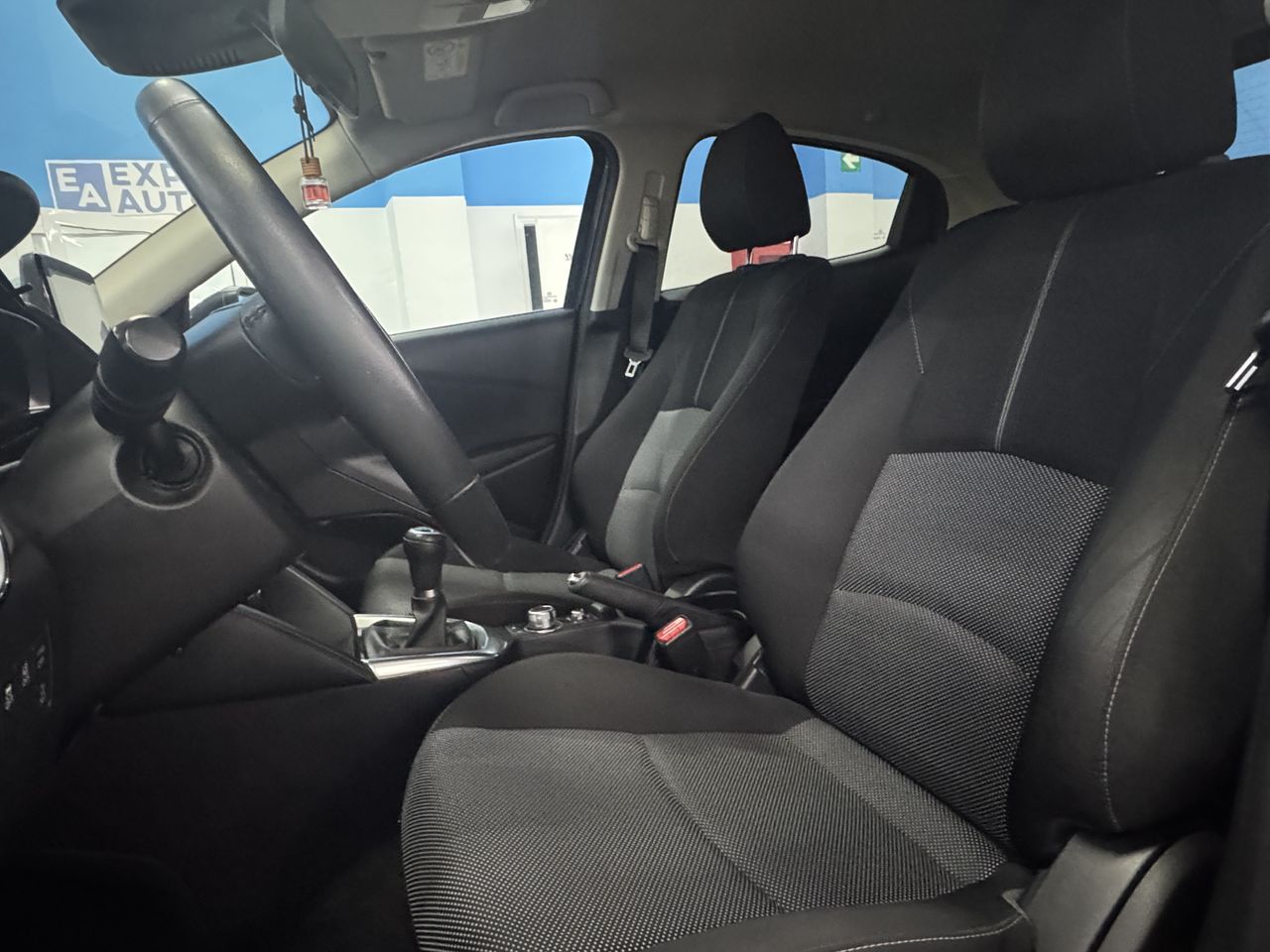 Mazda 2 Mazda Luxury 1.5 SKYACTIV-G 90 CV - Foto 2