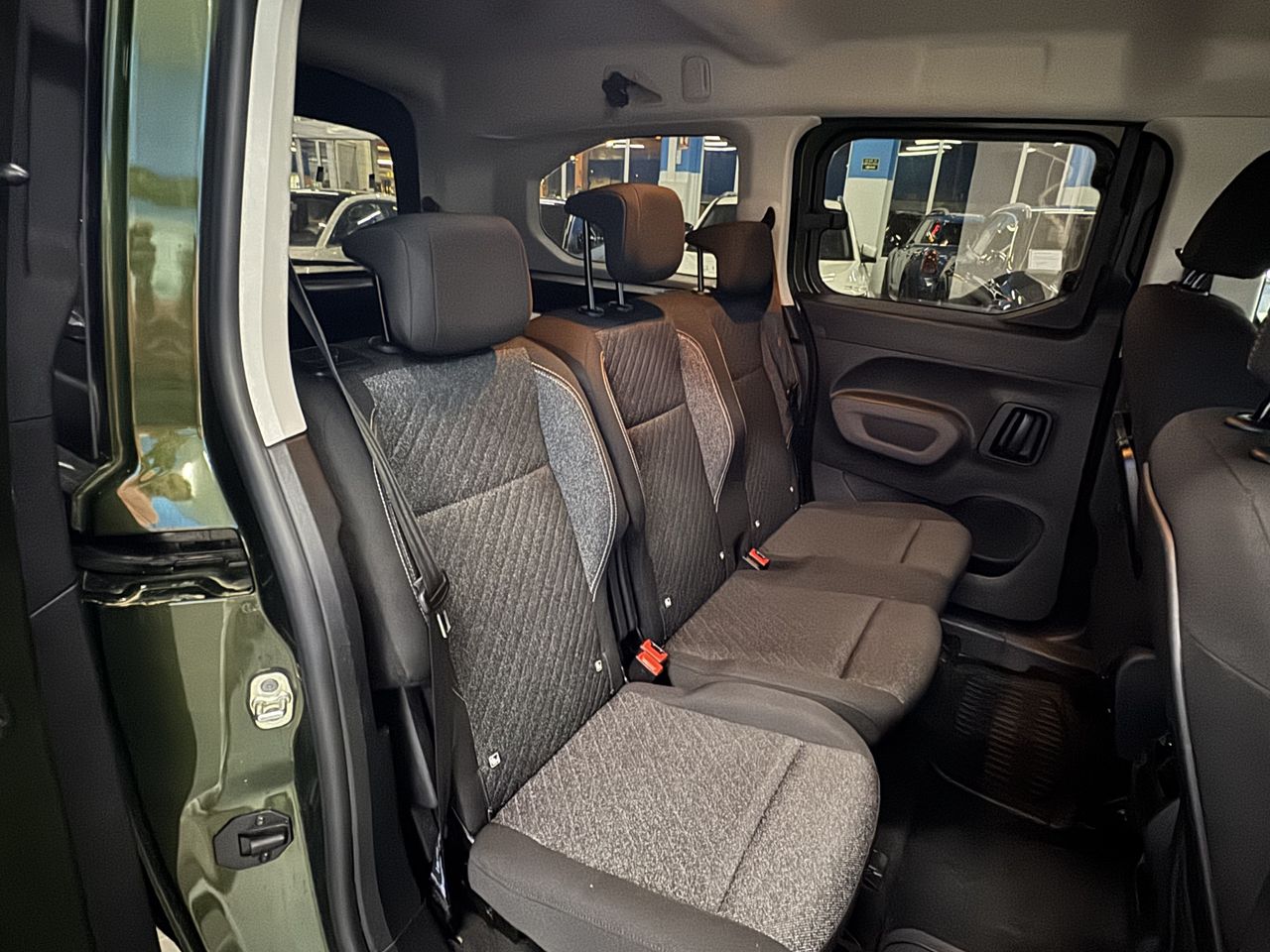 Peugeot Rifter Long Allure BlueHDi 100 7 plazas - Foto 2