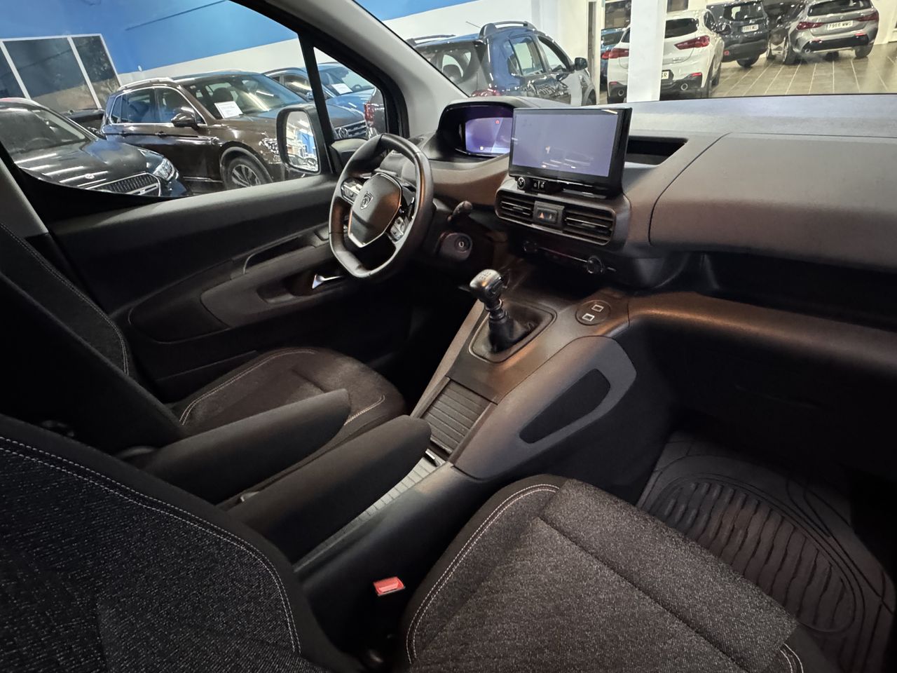 Peugeot Rifter Long Allure BlueHDi 100 7 plazas - Foto 2