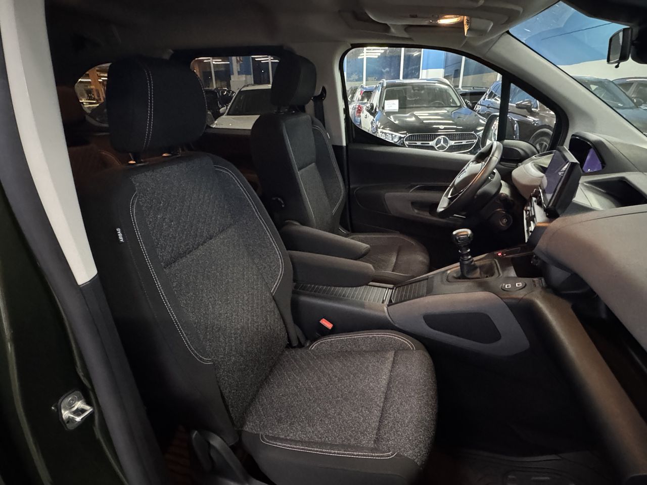 Peugeot Rifter Long Allure BlueHDi 100 7 plazas - Foto 2