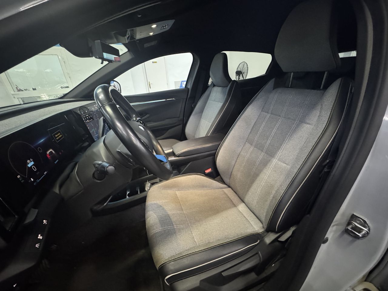 Renault Megane E-TECH 100% eléctrico equilibre EV60 160 kW (220 CV) super charge - Foto 2