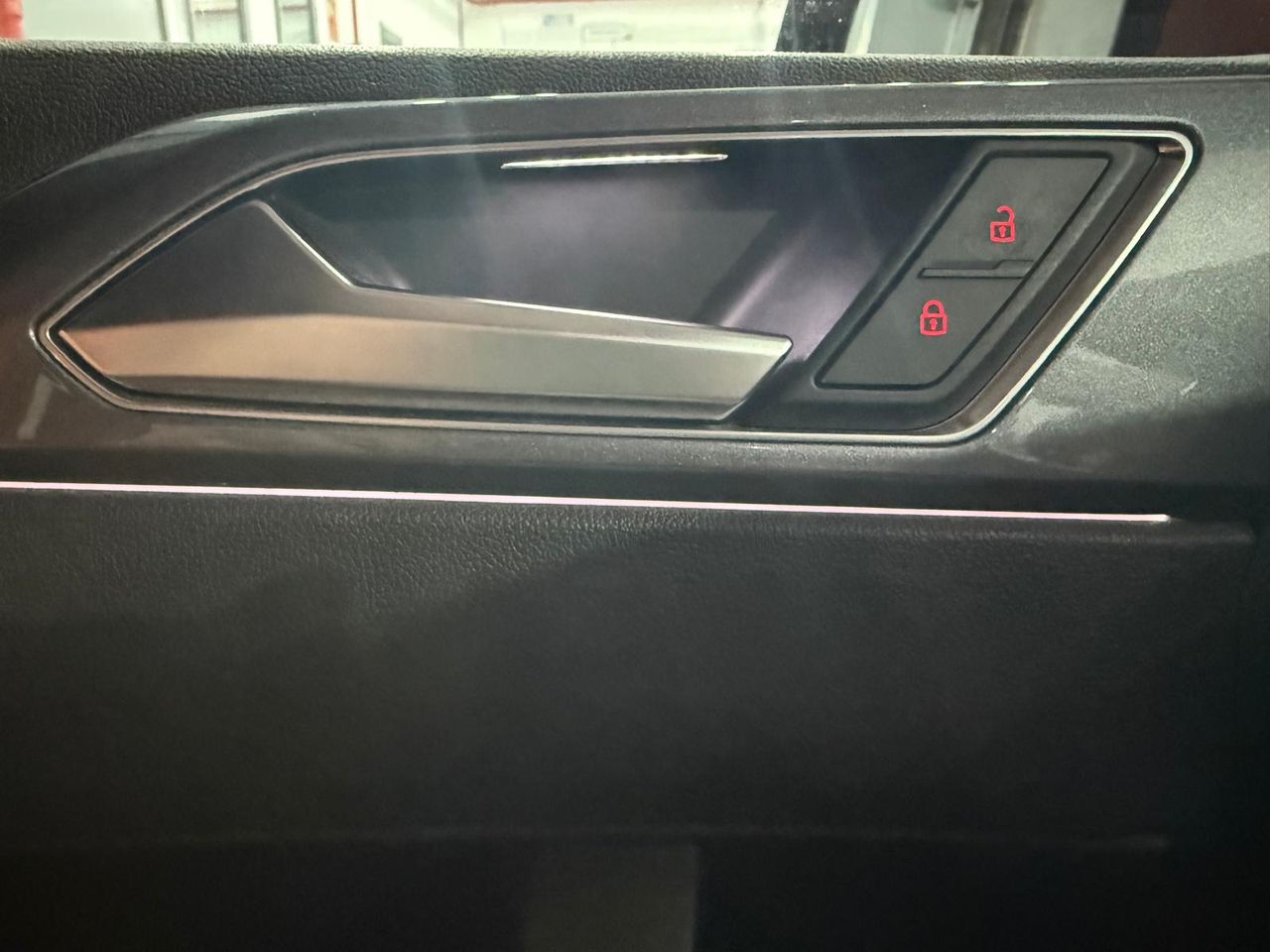 Volkswagen Polo Sport 1.0 TSI 85kW (115CV) - Foto 2