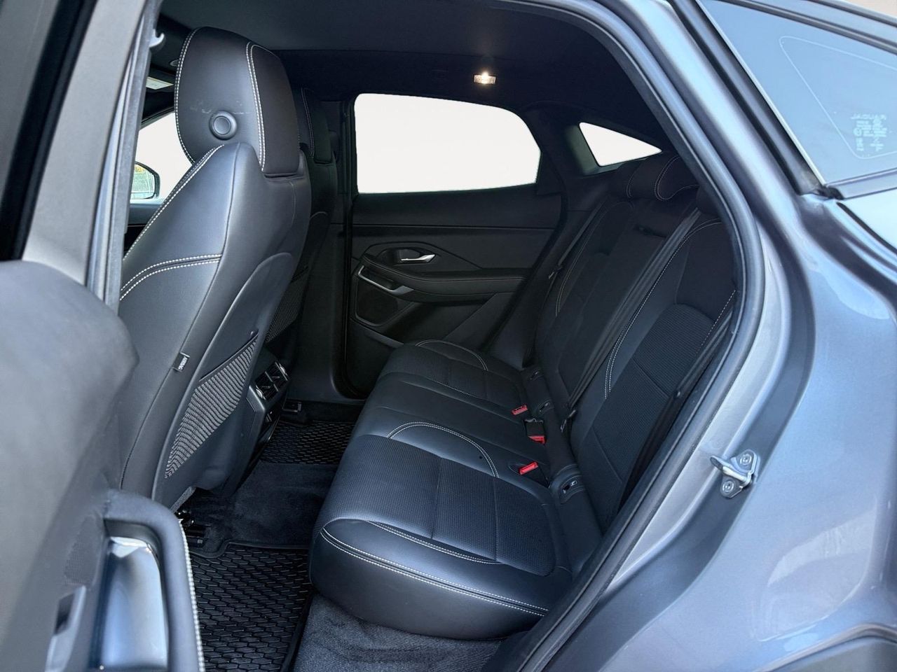 Jaguar E-Pace 1.5 PHEV 309PS R-Dynamic S 4WD Auto - Foto 2