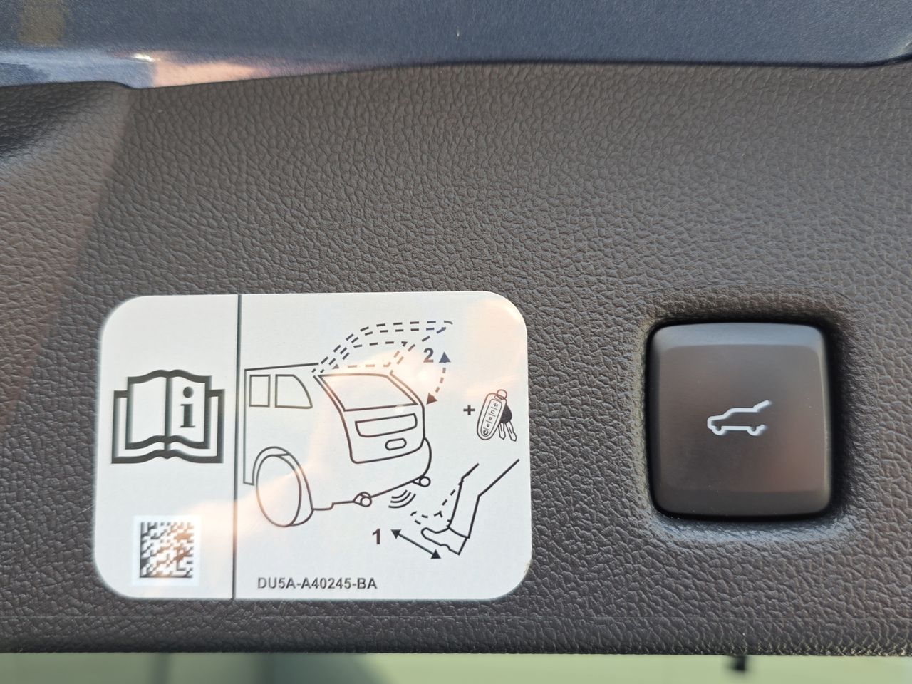 Ford Kuga ST-Line 2.5 - Foto 2