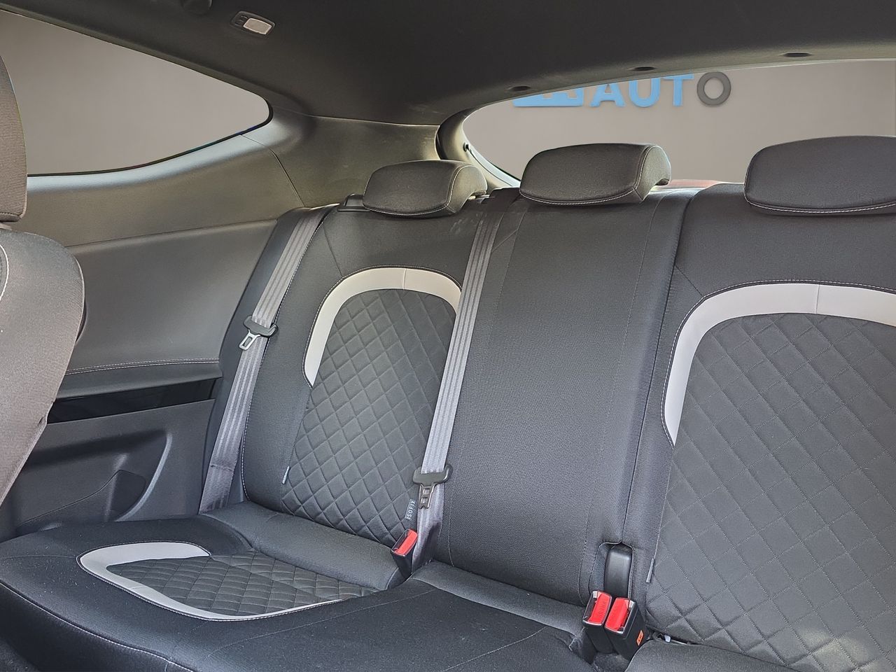 Kia Ceed 1.6 CRDi VGT 100kW (136CV) GT Line - Foto 2