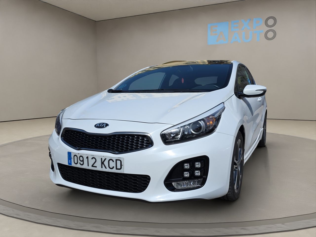 Kia Ceed 1.6 CRDi VGT 100kW (136CV) GT Line - Foto 2