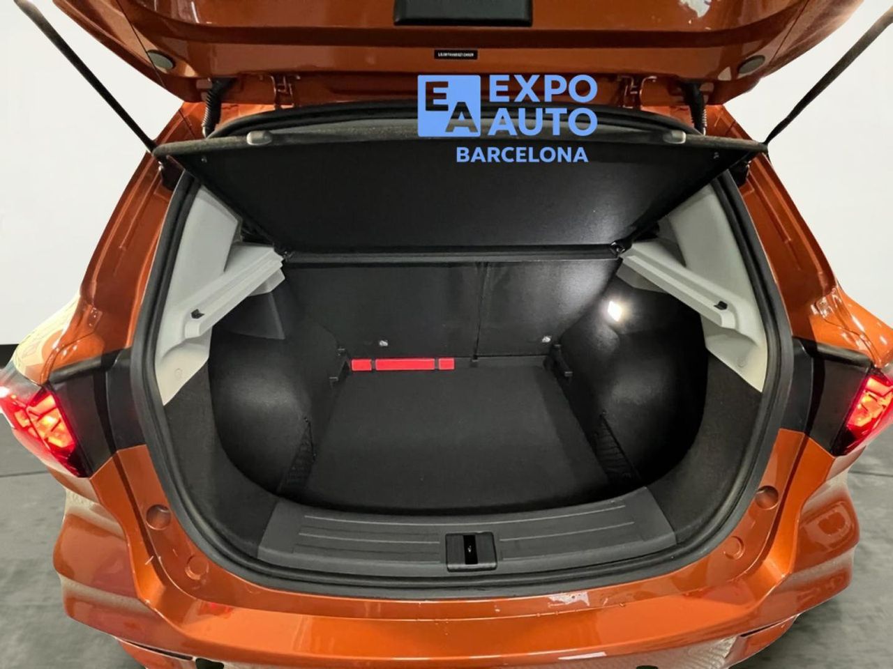 MG ZS 1.5 Luxury - Foto 2