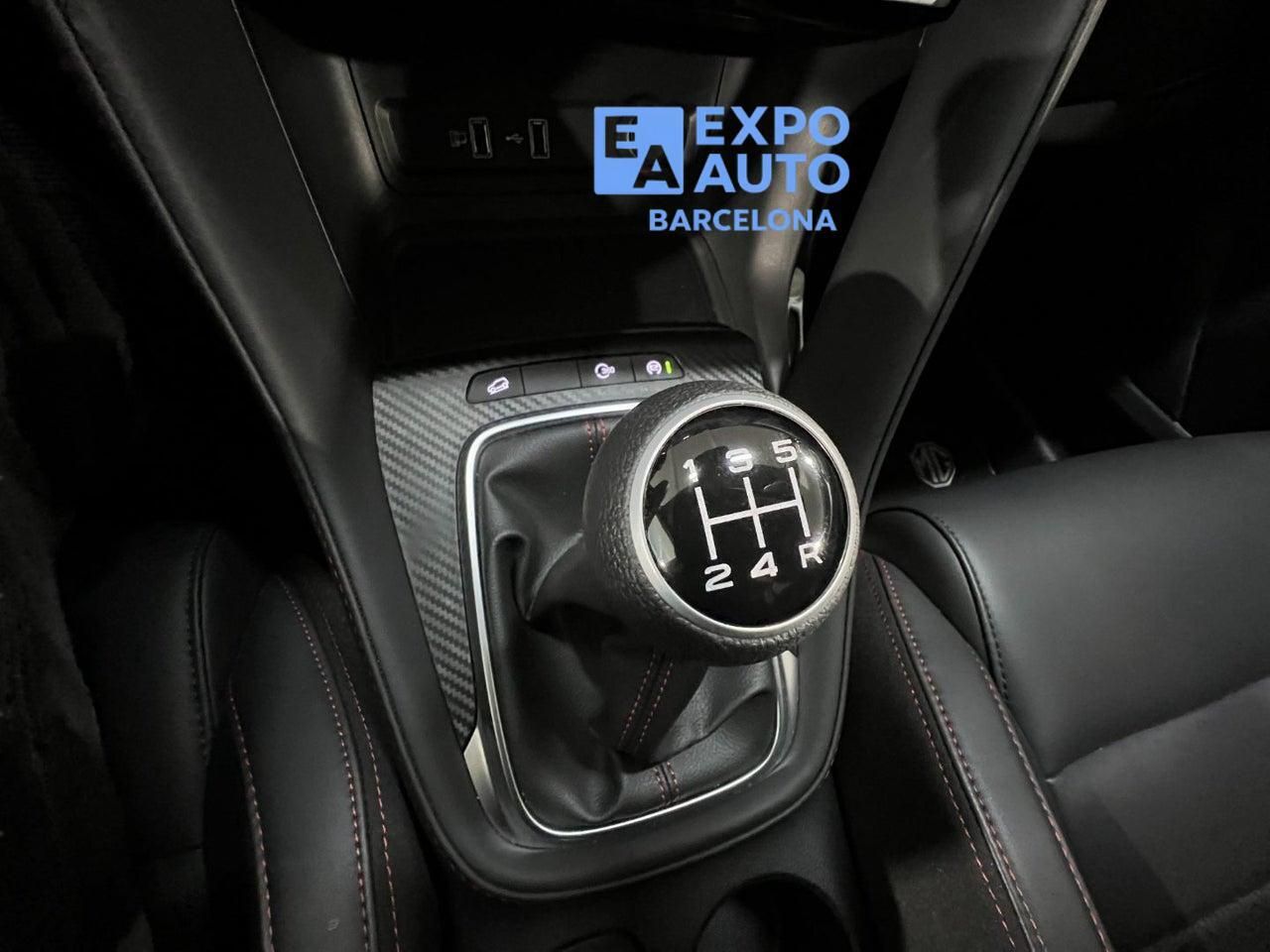 MG ZS 1.5 Luxury - Foto 2