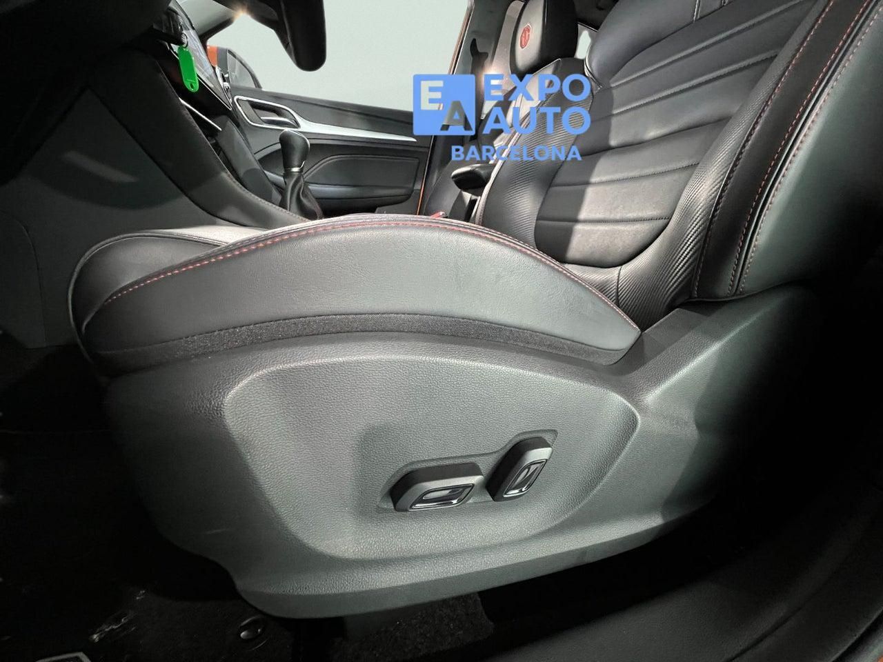 MG ZS 1.5 Luxury - Foto 2