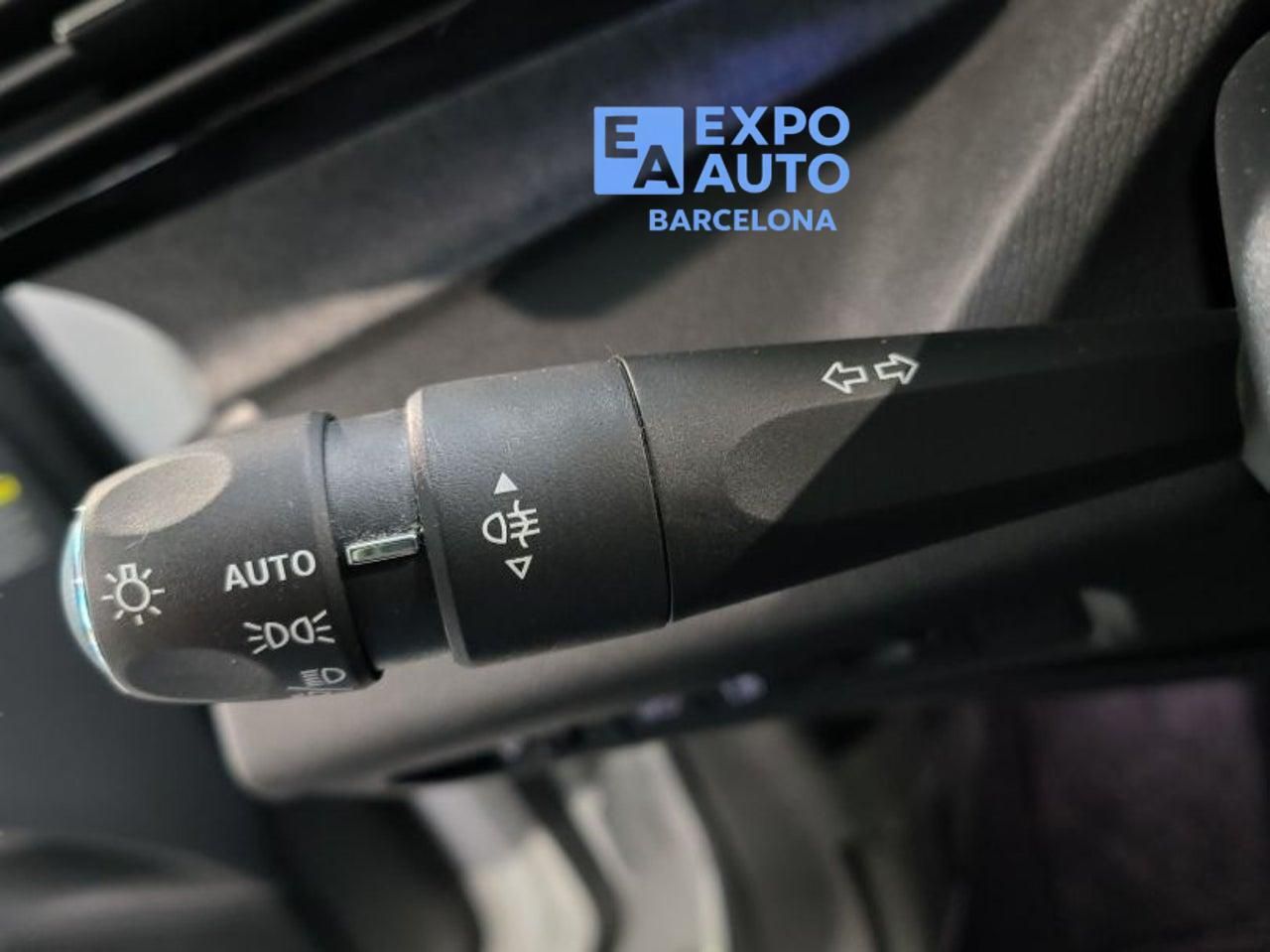 Peugeot 308 308 5P Allure Pack Hybrid 180 eEAT8 - Foto 2