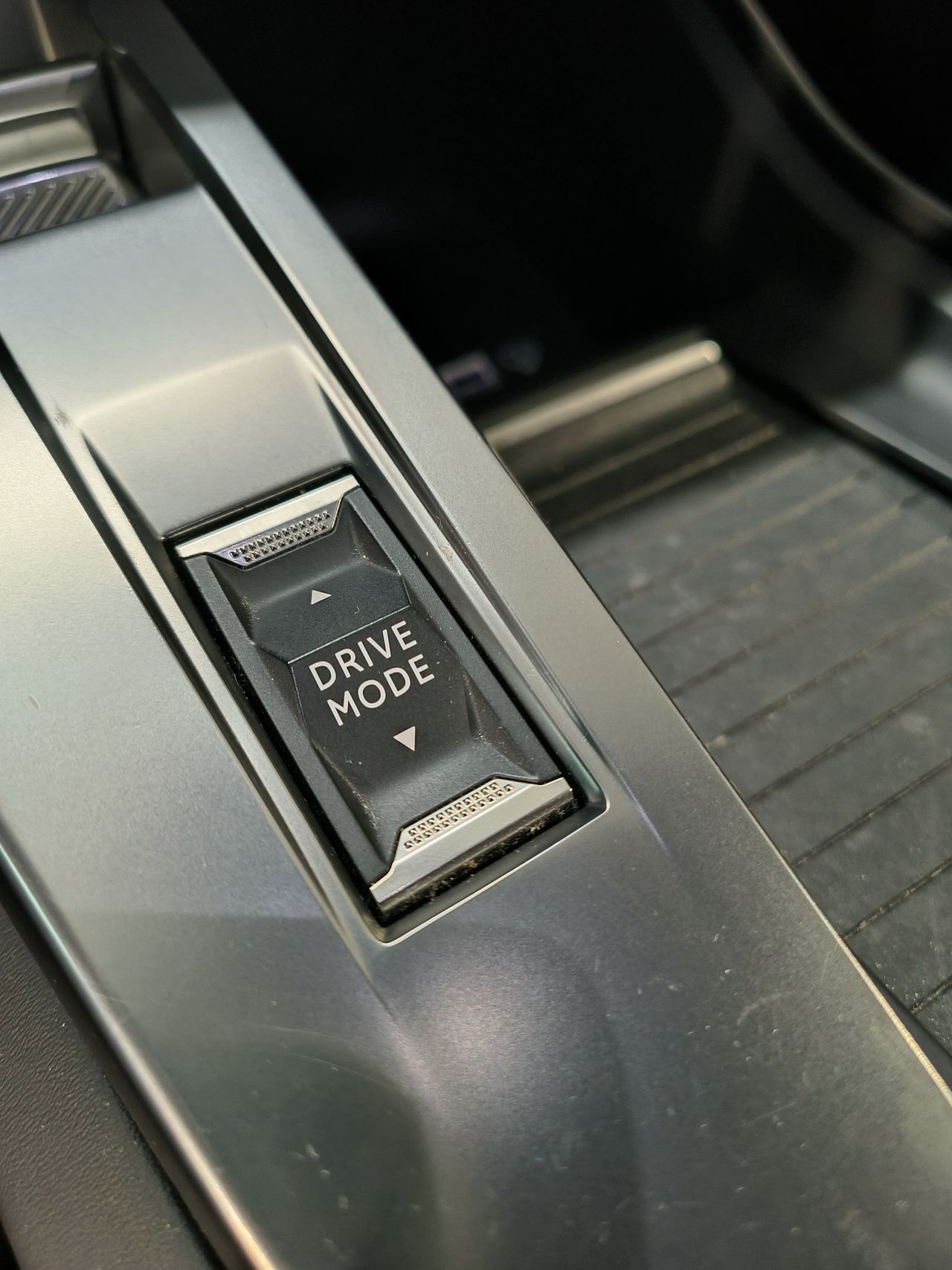 Peugeot 308 308 5P Allure Pack Hybrid 180 eEAT8 - Foto 2