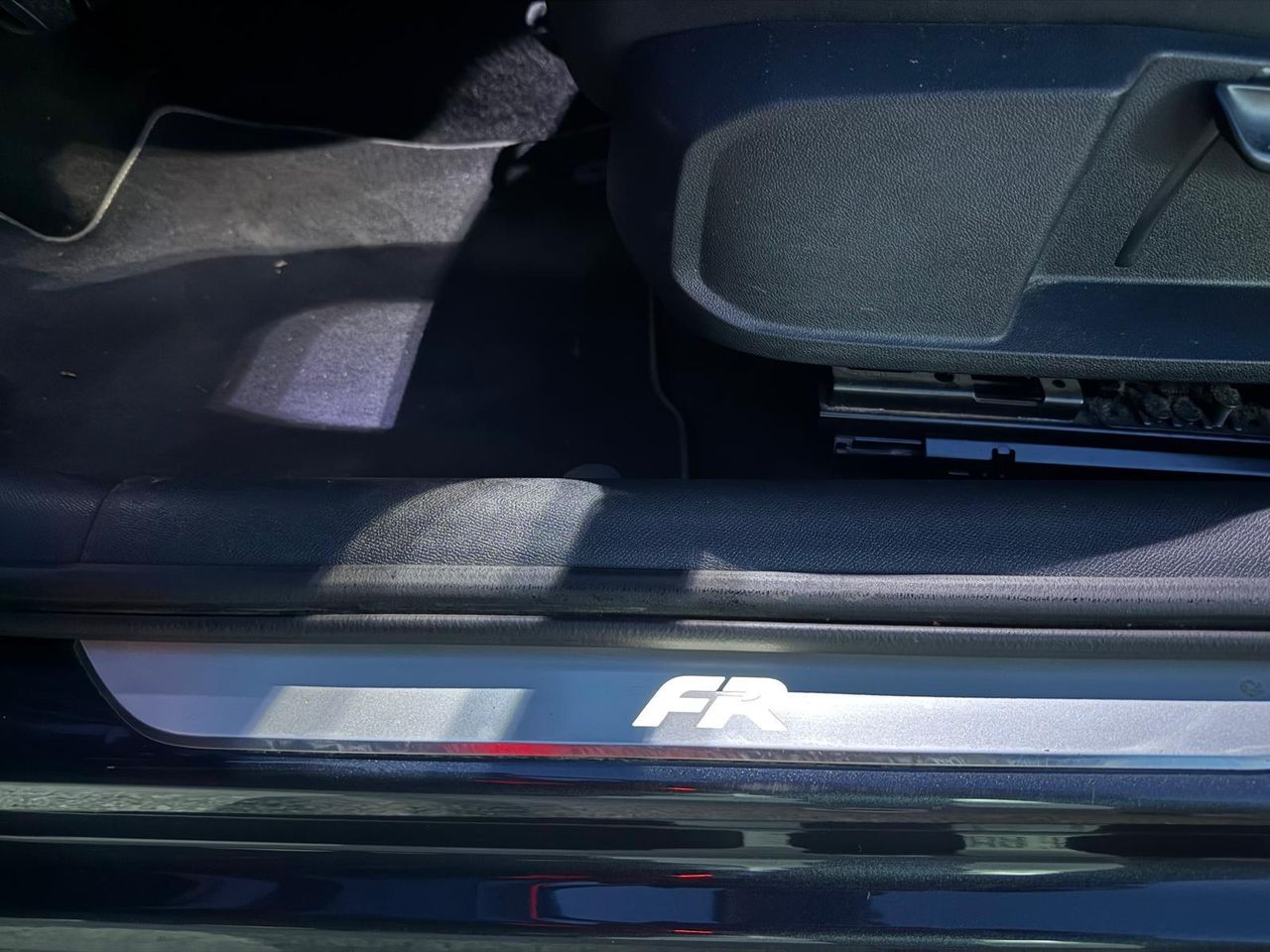 Seat Leon 1.5 tsi 130cv FR. - Foto 2