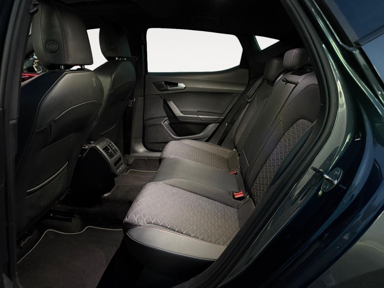 Seat Leon 1.5 tsi 130cv FR. - Foto 2