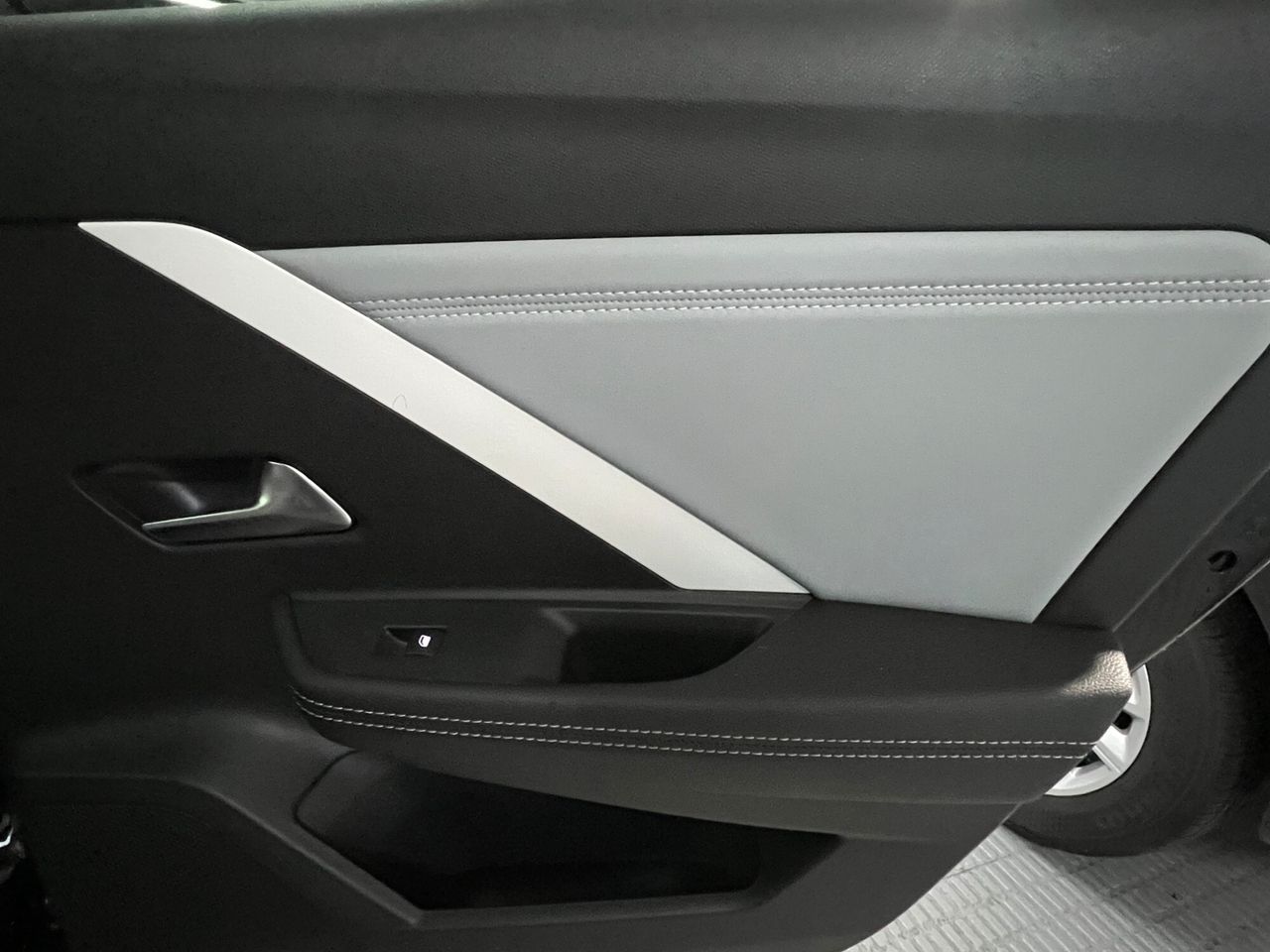 Opel Astra Elegance 1.2 Turbo 96 kW (130 CV) - Foto 2