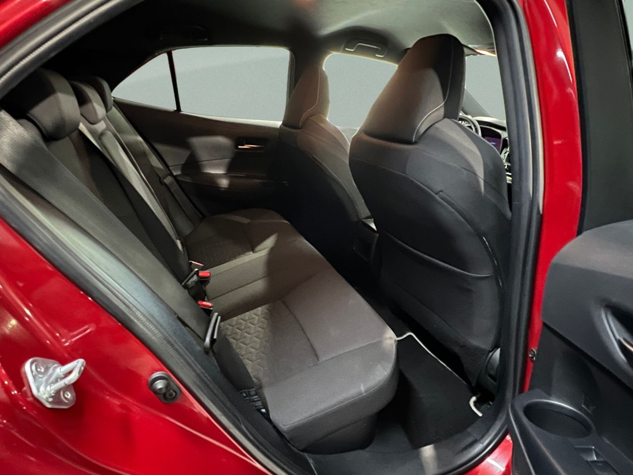 Toyota Corolla 125 FEEL Hybrid - Foto 2